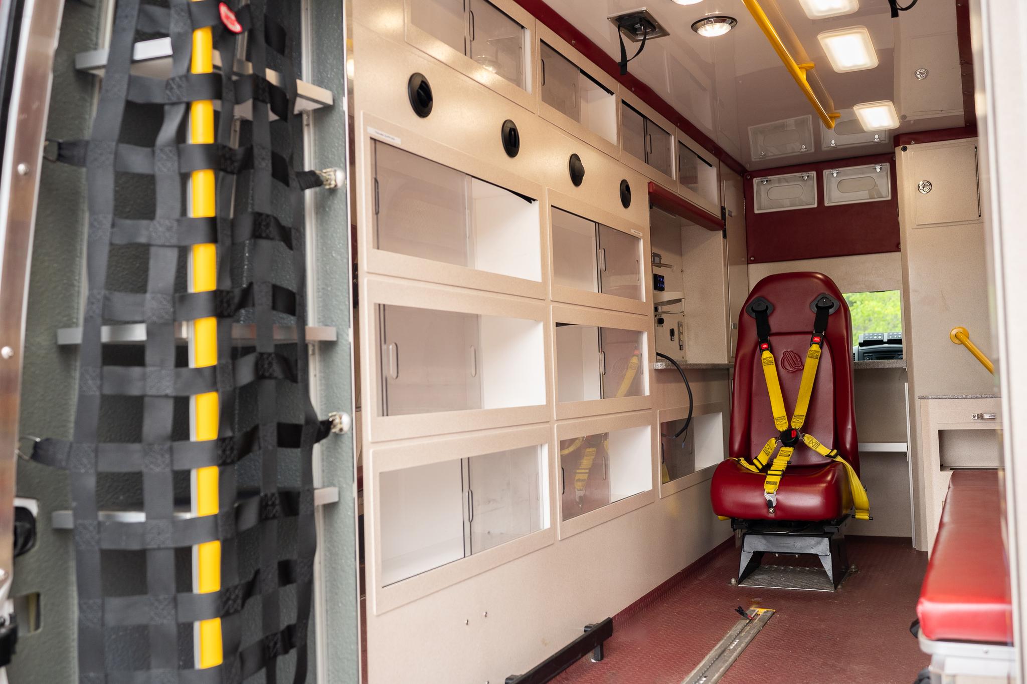 2013 Lifeline Mercedes Sprinter Type II - image 5
