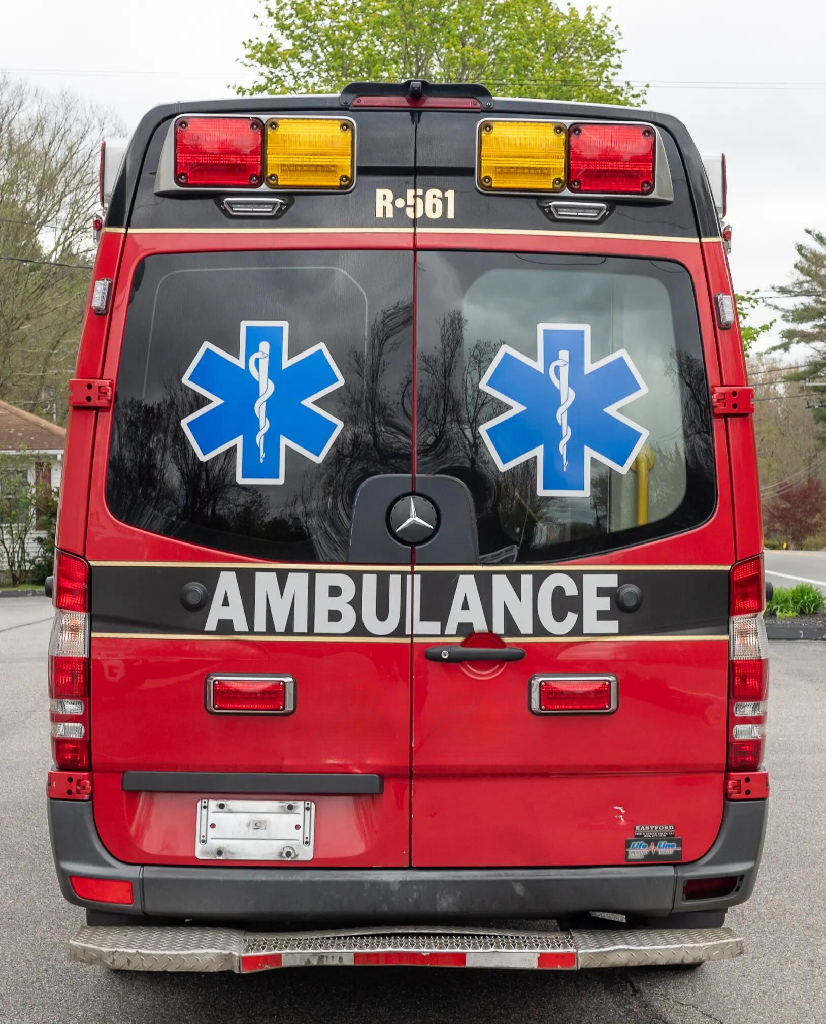 2013 Lifeline Mercedes Sprinter Type II - image 7