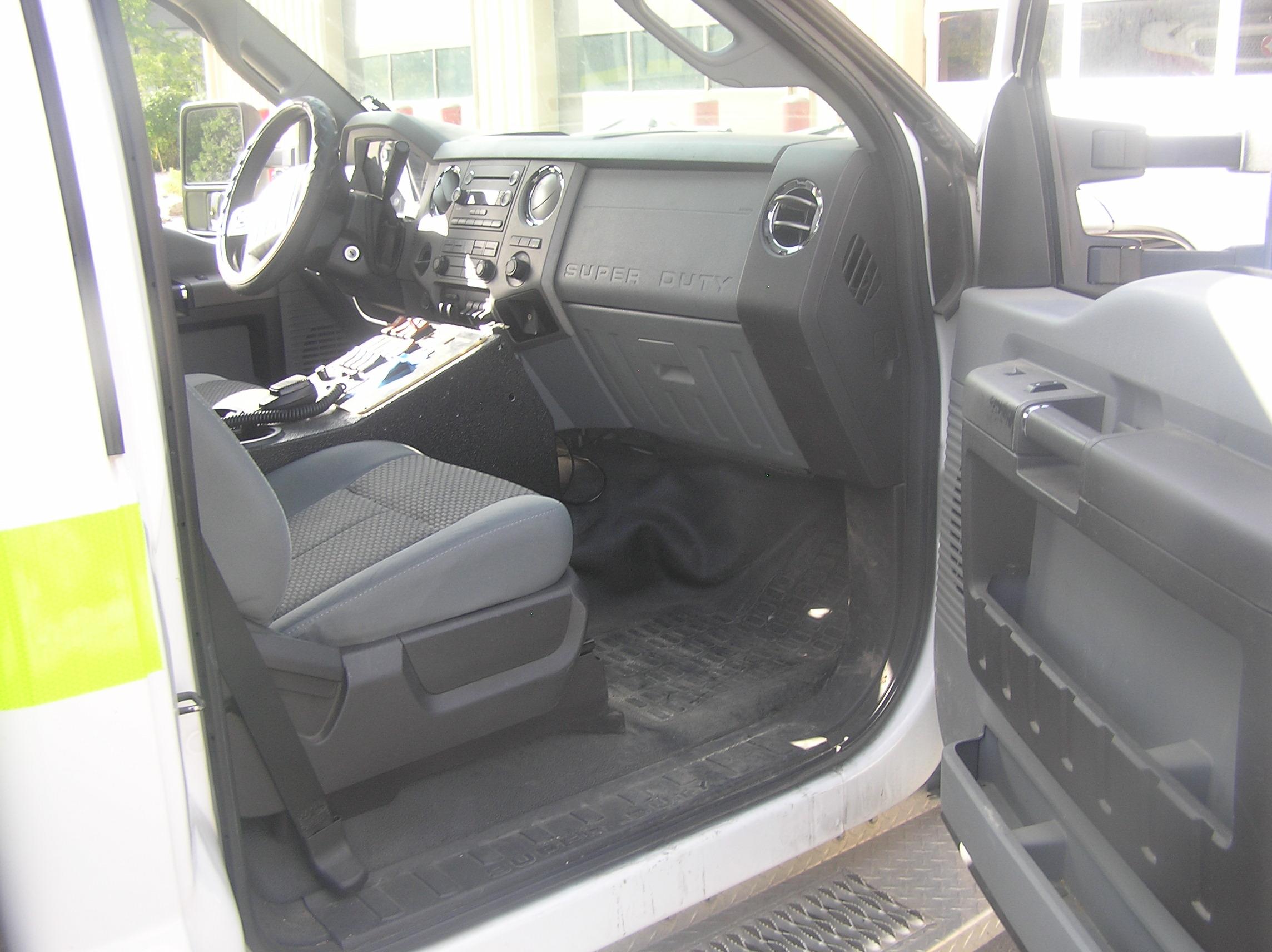 2011 Ford F350 Type I Ambulance - image 6