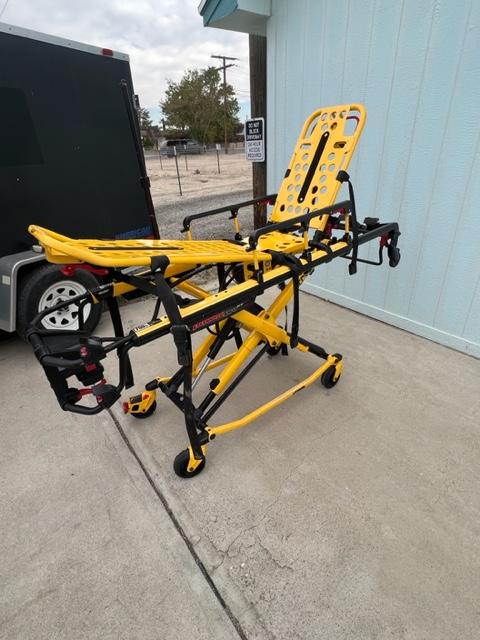 Two Stryker Power Pro XT Model 6500 Stretchers (Two Stretcher Package Deal) - image 11