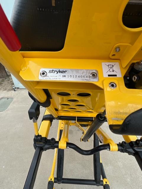 Two Stryker Power Pro XT Model 6500 Stretchers (Two Stretcher Package Deal) - image 16