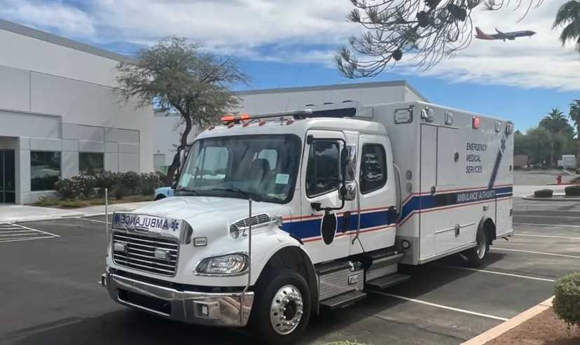 2015 Excellance Freightliner Type I Ambulance — photo 7