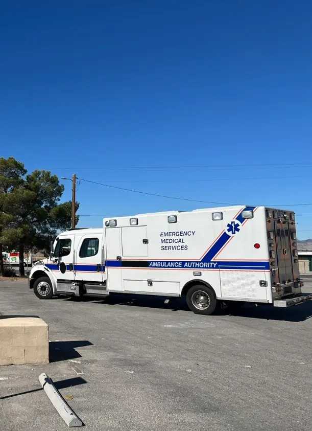 2015 Excellance Freightliner Type I Ambulance — photo 5