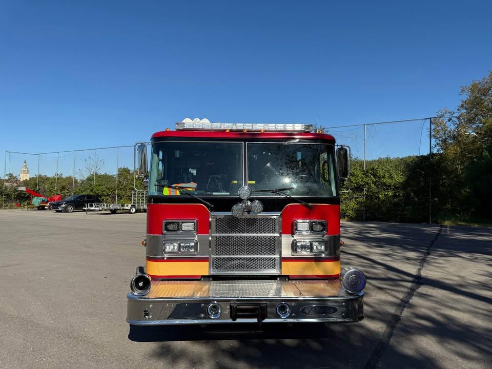 1999 Pierce Dash Pumper - image 2
