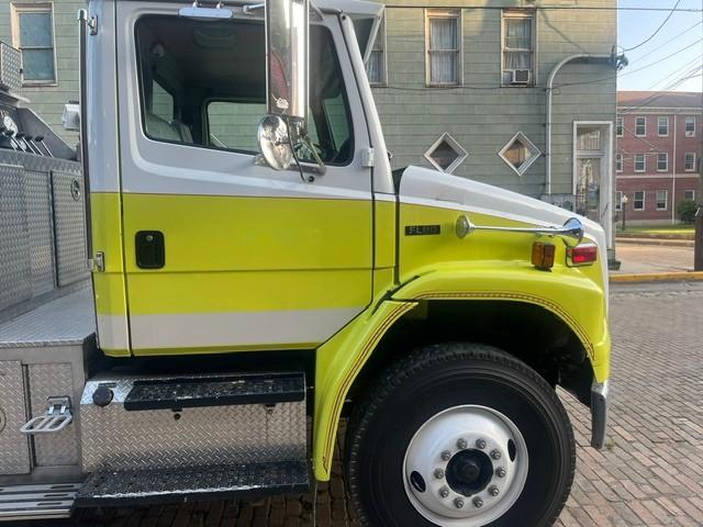 1999 Freightliner FL80 Pumper - image 10