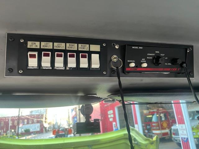 1999 Freightliner FL80 Pumper - image 22