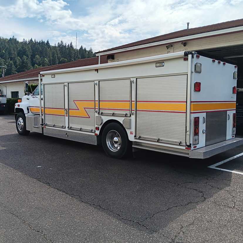1994 SVI Chevrolet Medium Rescue — photo 2