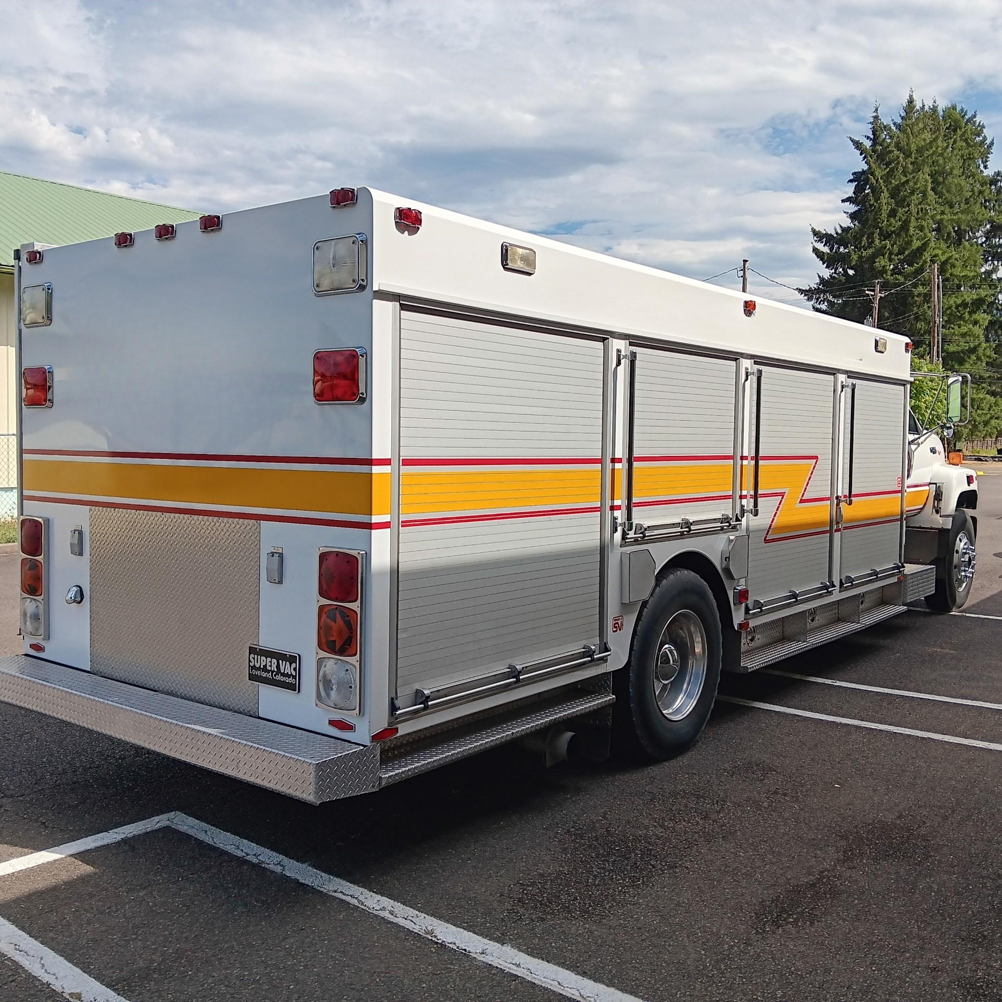 1994 SVI Chevrolet Medium Rescue - image 4