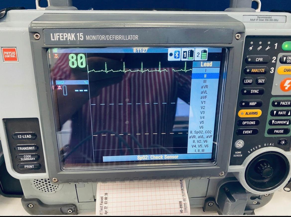 Lifepak 15 Defibrillator - image 1