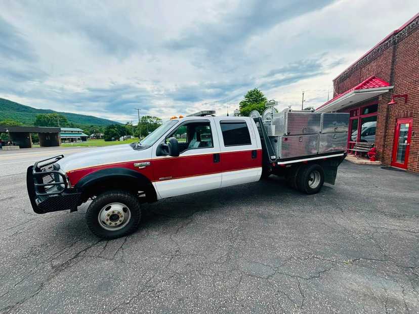 2005 Ford E-350 Brush Truck
