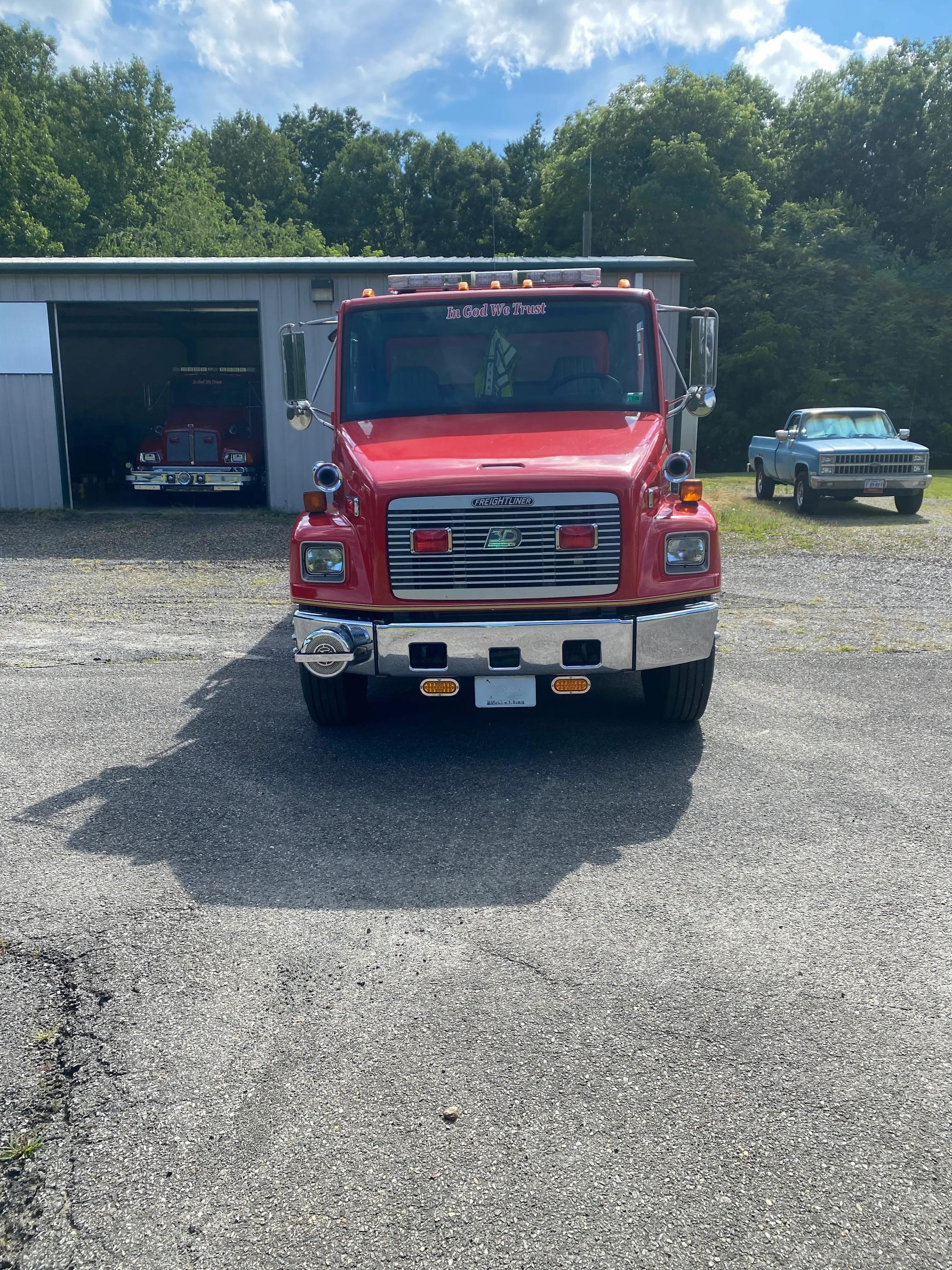 1996 3D Pumper Tanker - image 2