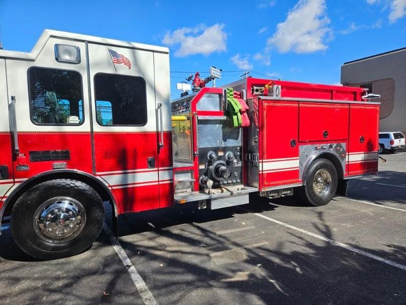 2009 Ferrara Inferno Pumper - image 4