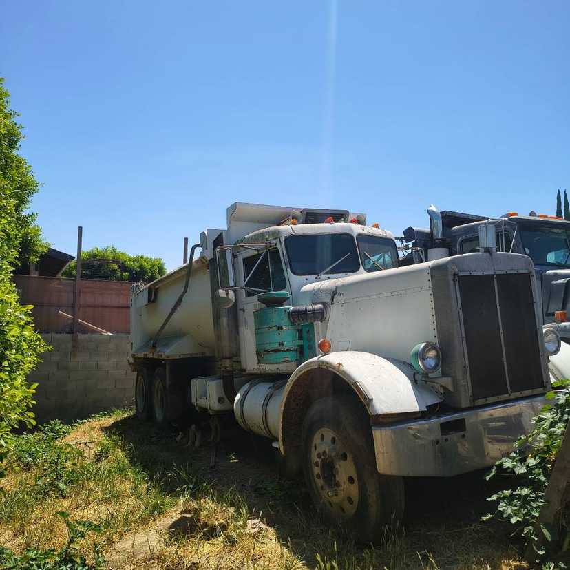 1971 Peterbilt Dump Truck