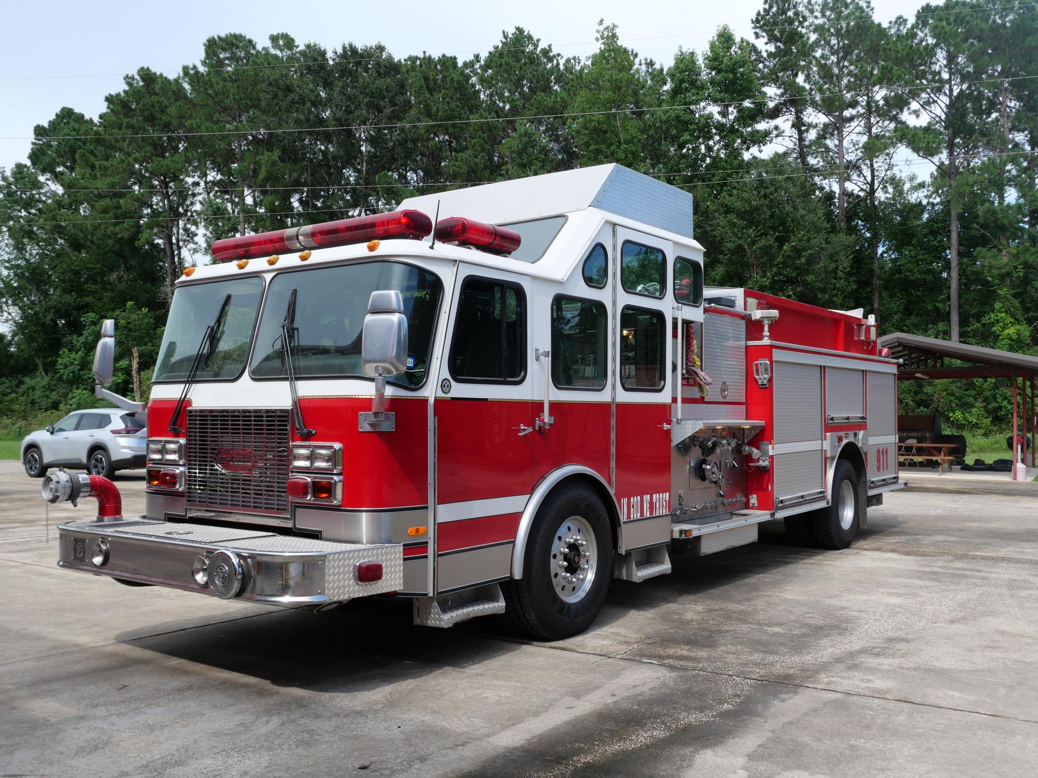 2002 E-One Pumper
