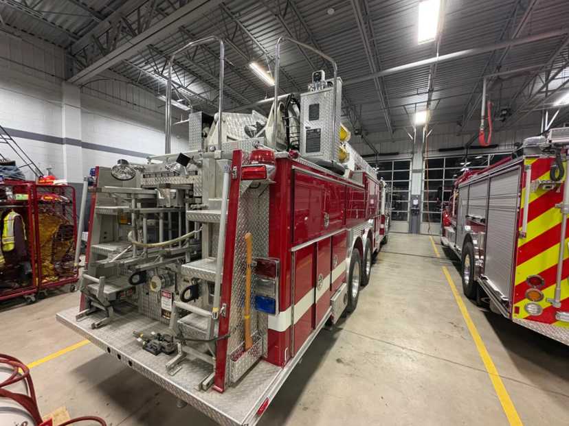 1992 E-One Custom 110' Aerial — photo 3