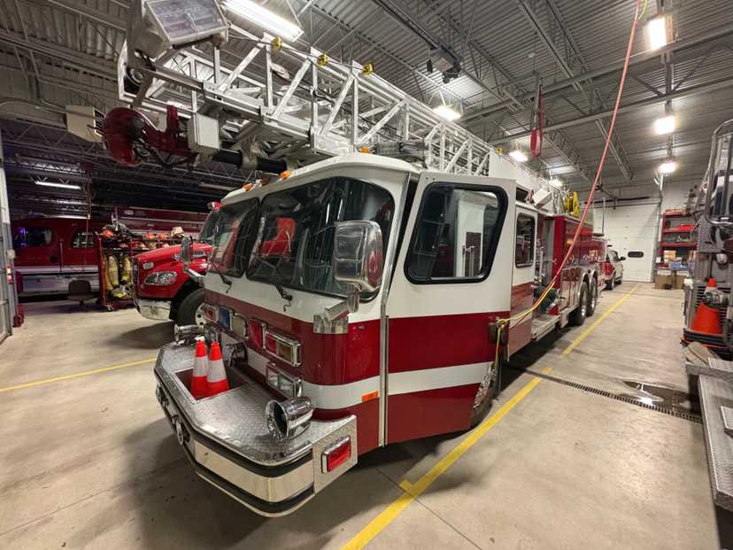 1992 E-One Custom 110' Aerial