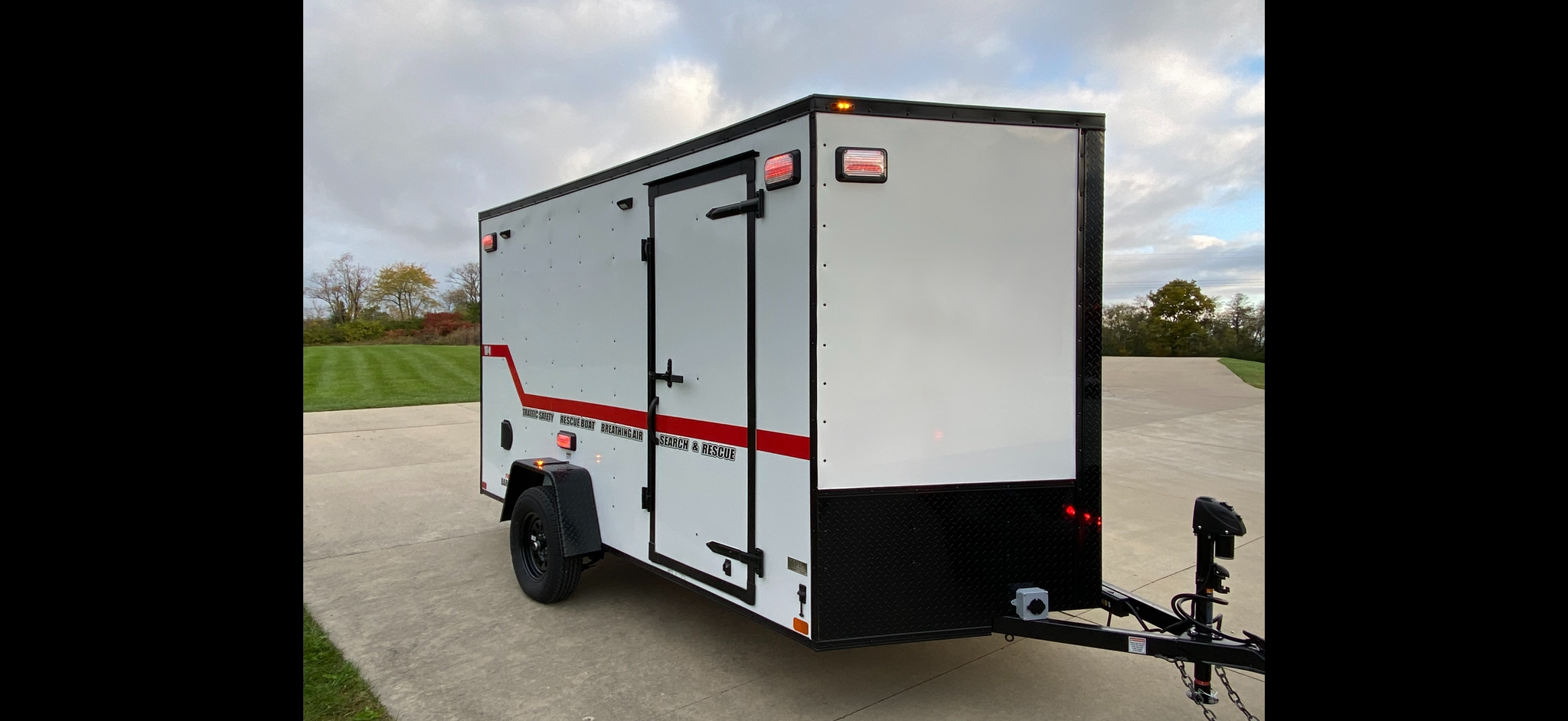 Task Force 1 Trailer and Boat - image 1