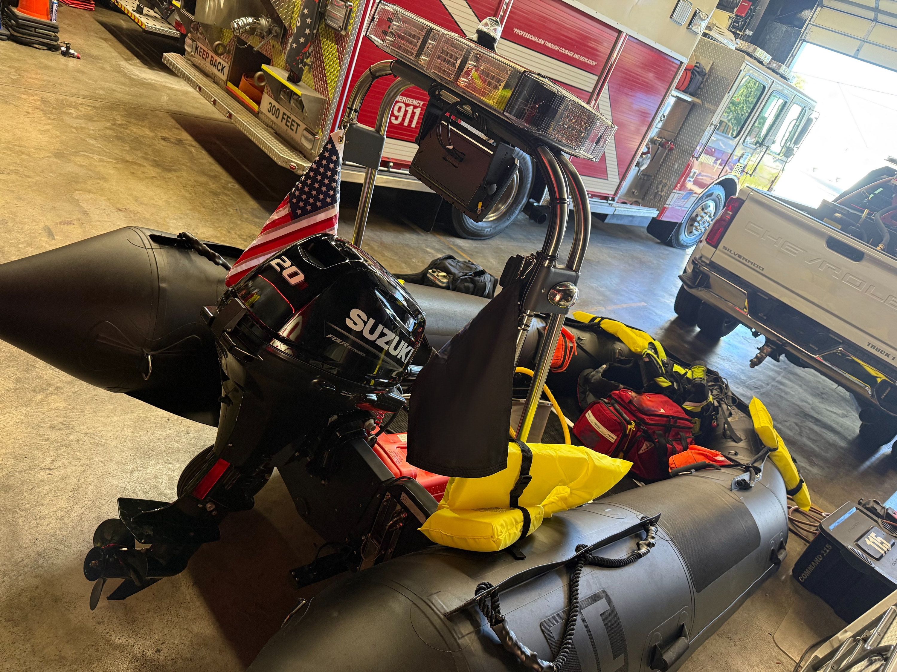 Task Force 1 Trailer and Boat - image 5