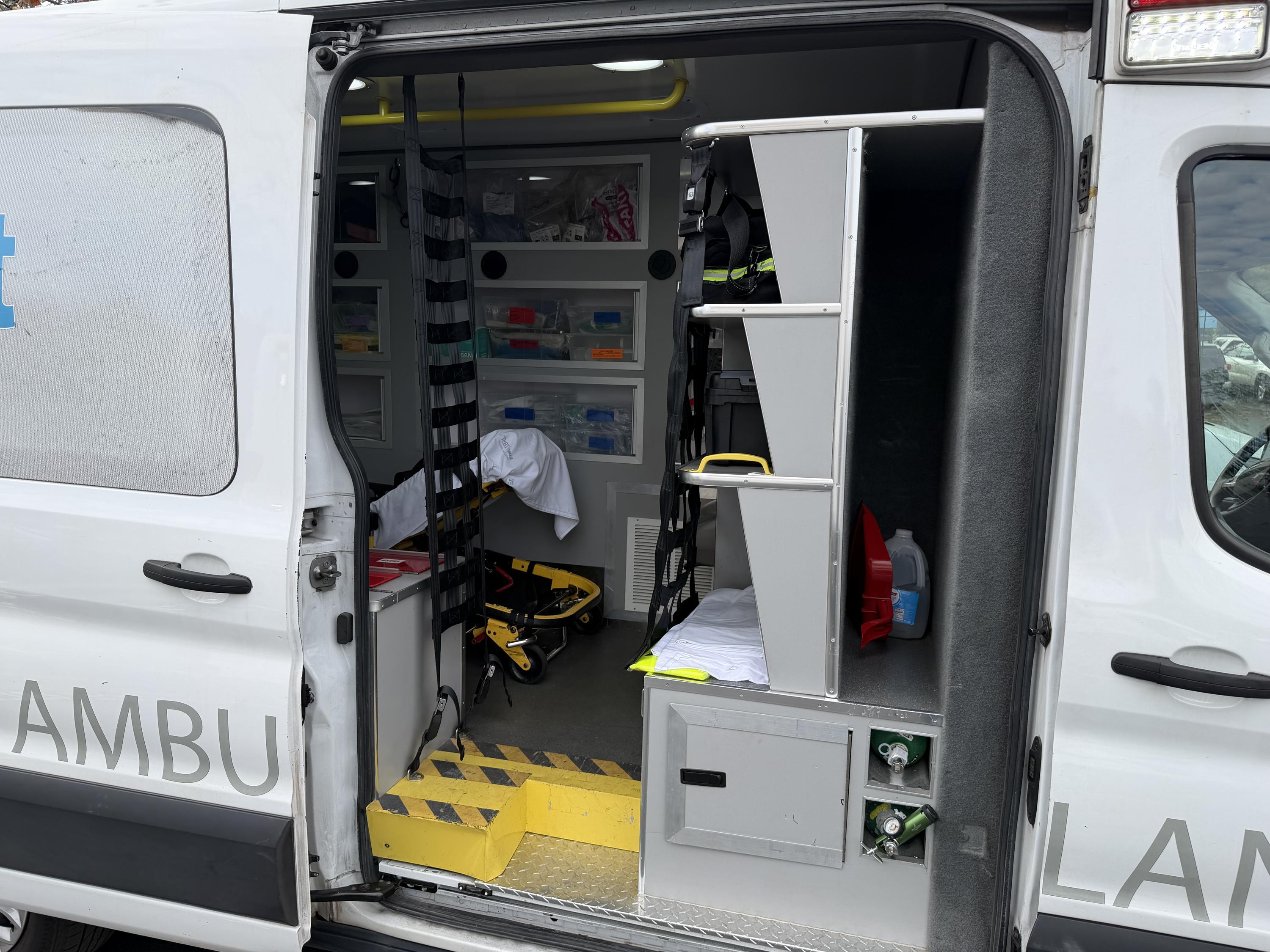 2022 Ford Type II Ambulance - image 7