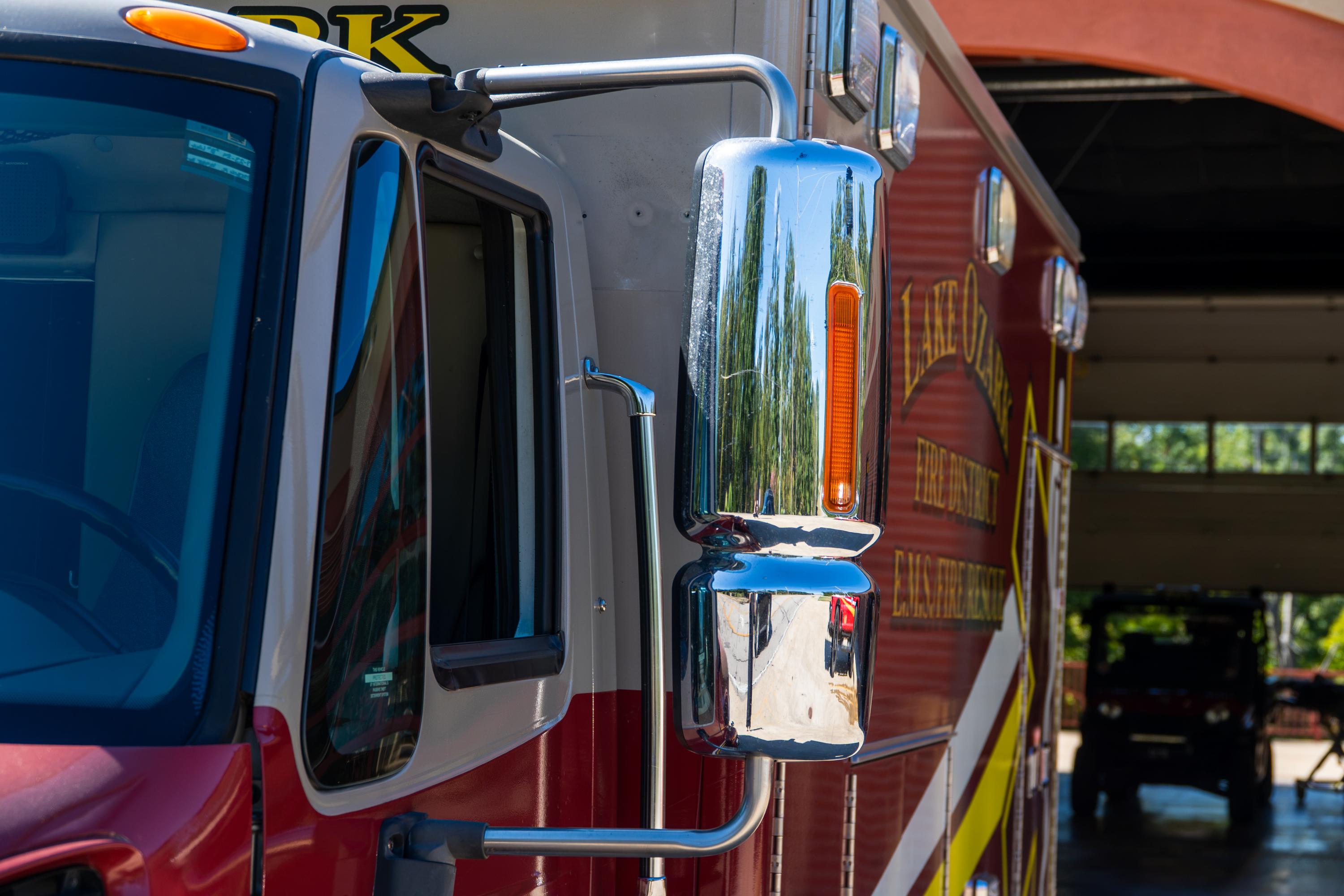 2004 AEV International Type III Ambulance - image 65