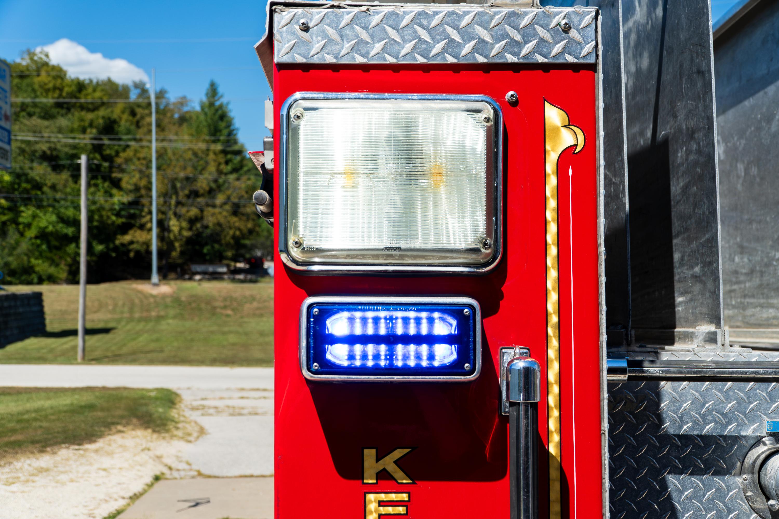 2004 Sutphen Pumper - image 62
