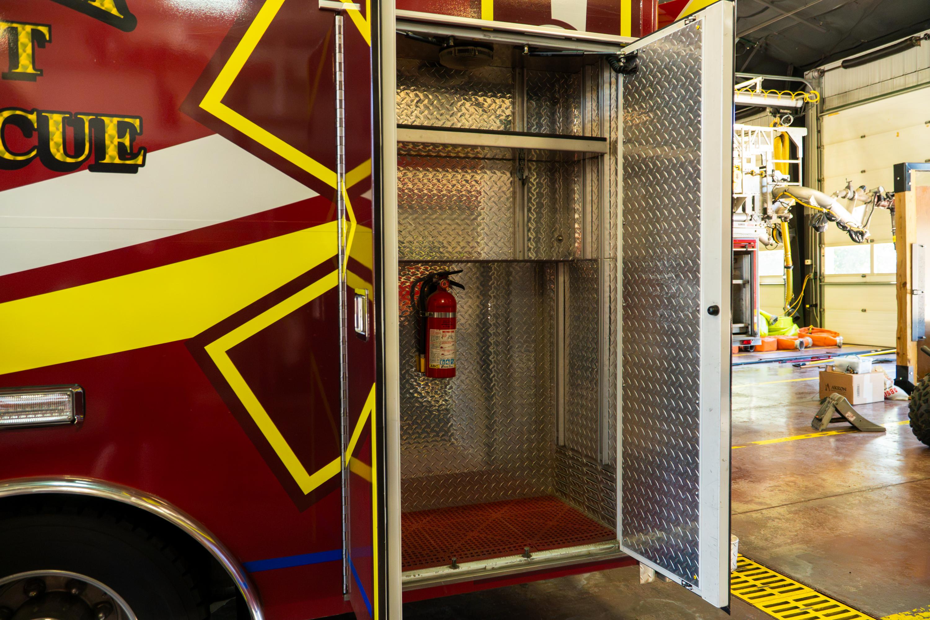 2004 AEV International Type III Ambulance - image 42