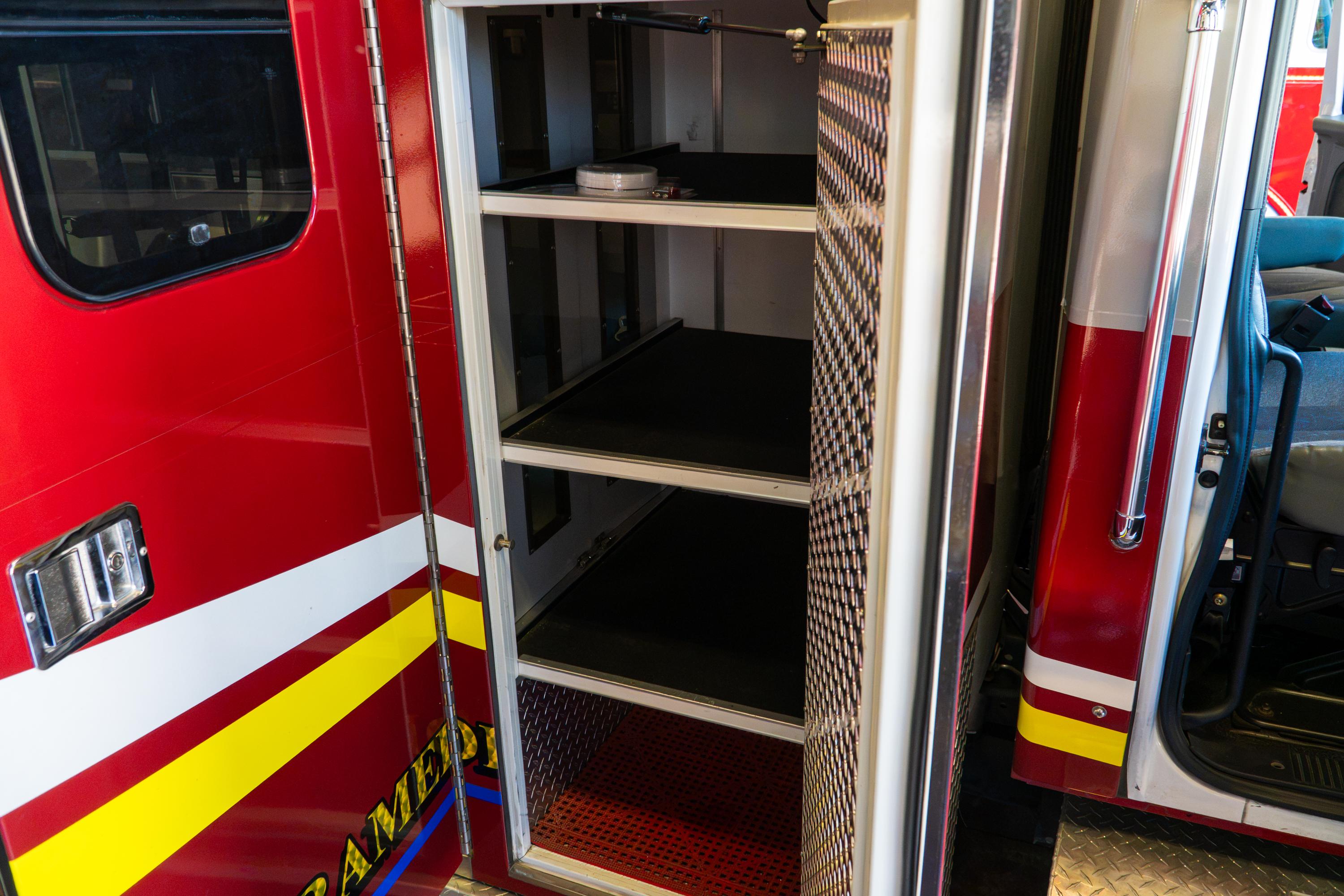 2004 AEV International Type III Ambulance - image 58