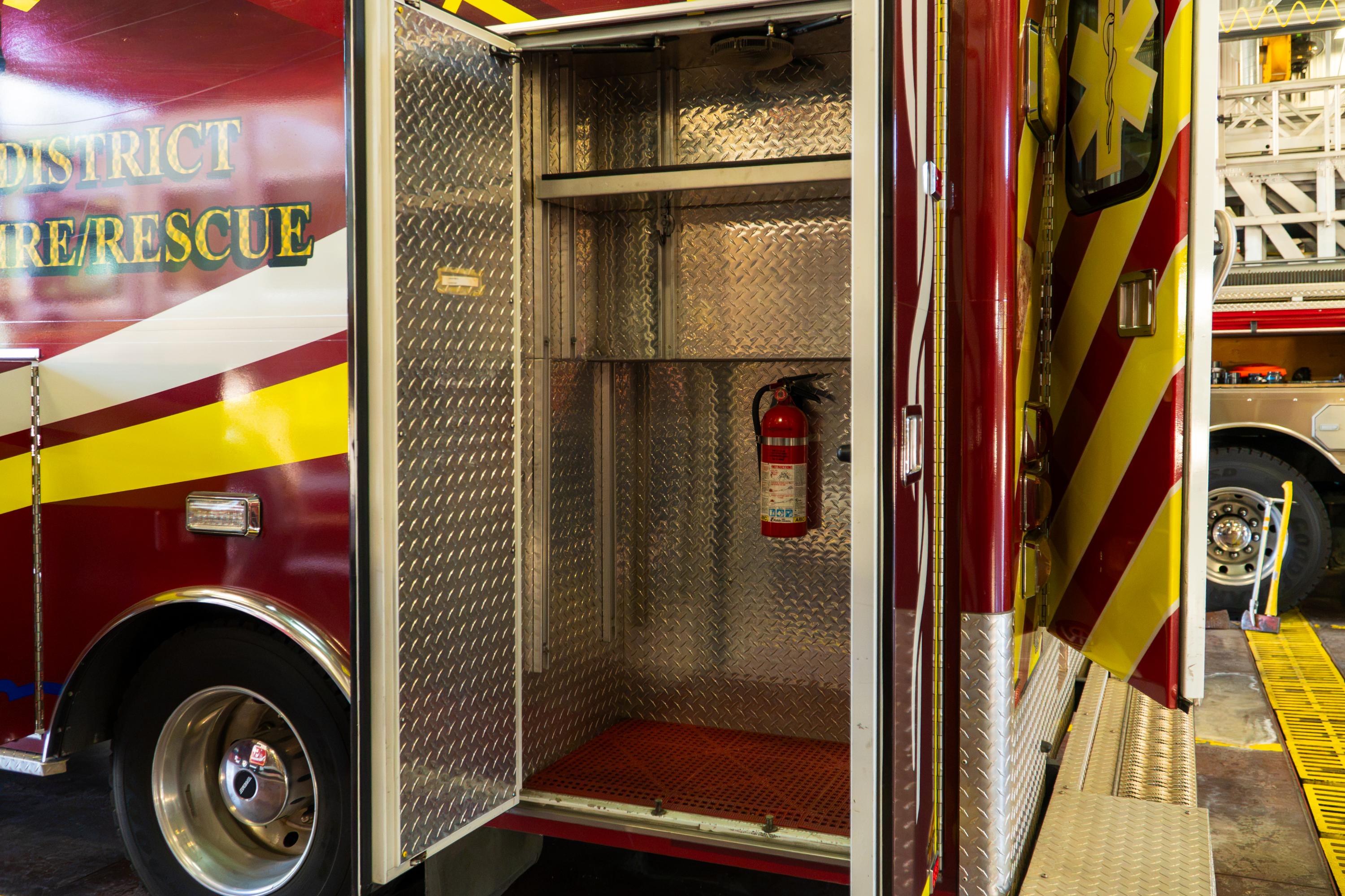 2004 AEV International Type III Ambulance - image 43