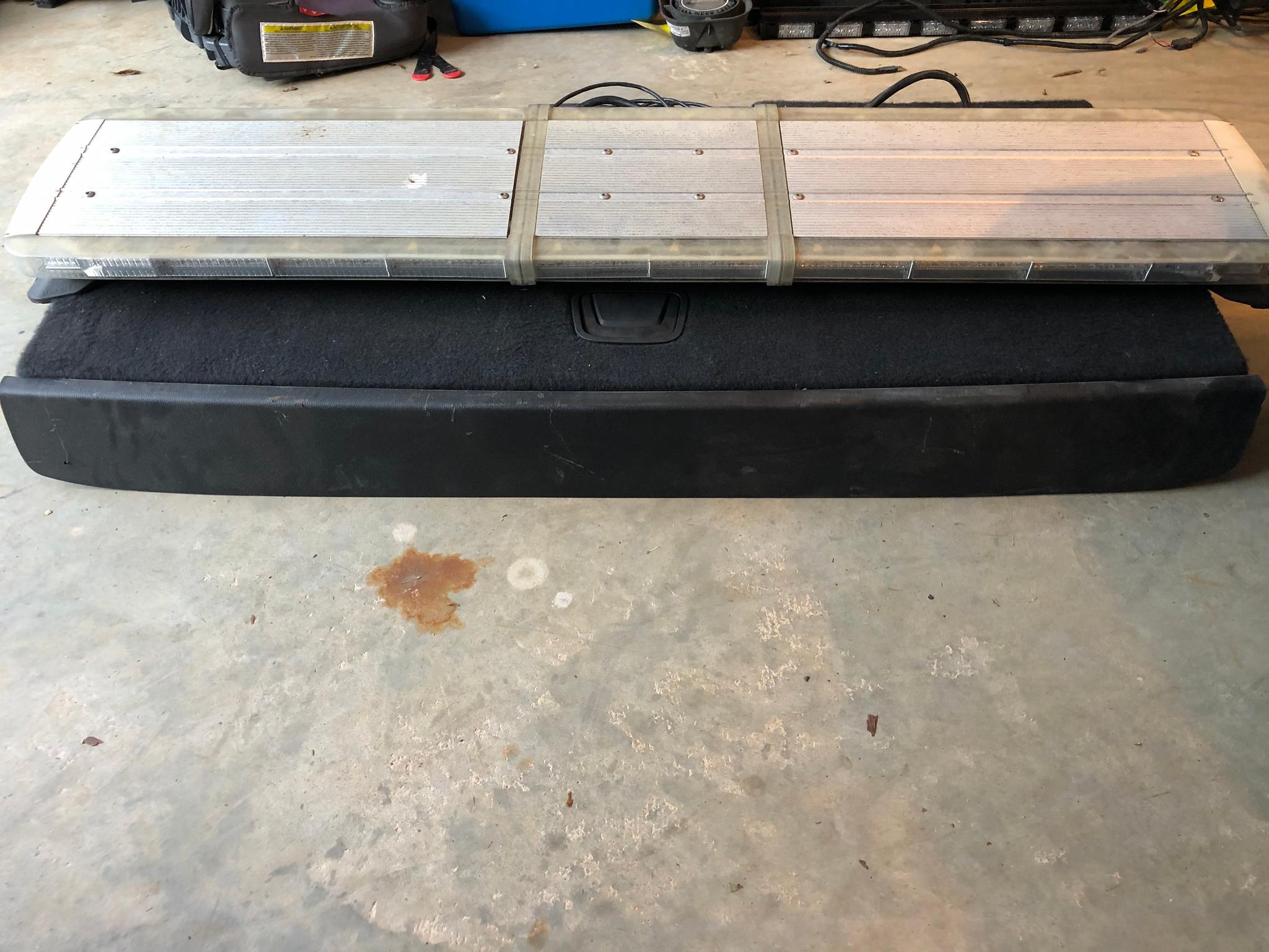 Whelen Legacy Lightbar (blue) - image 2