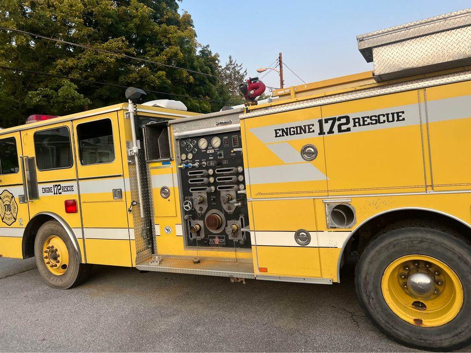 1989 Sutphen Fire Engine  - image 2