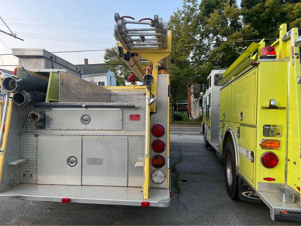 1989 Sutphen Fire Engine  - image 4