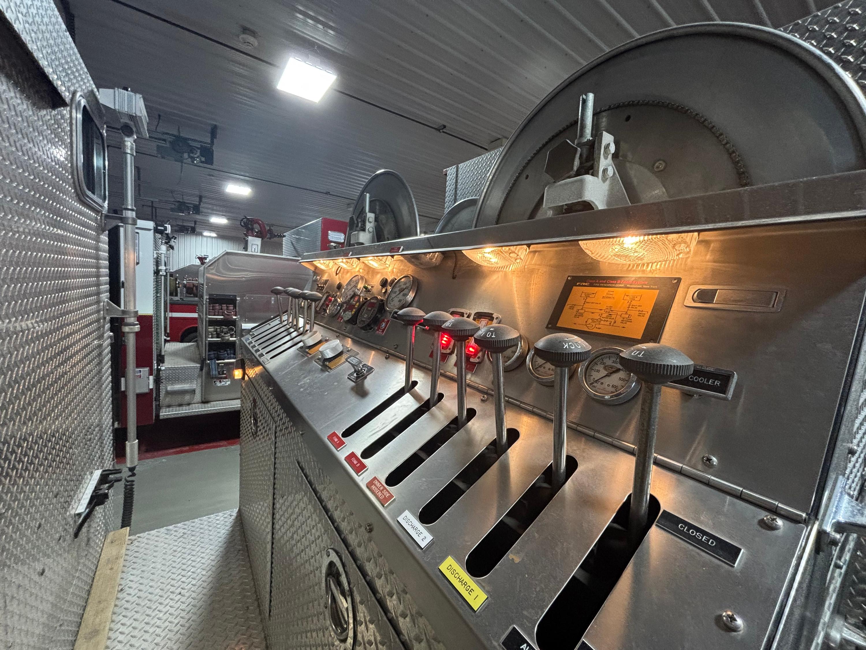 2003 KME Excel Pumper Tanker - image 30
