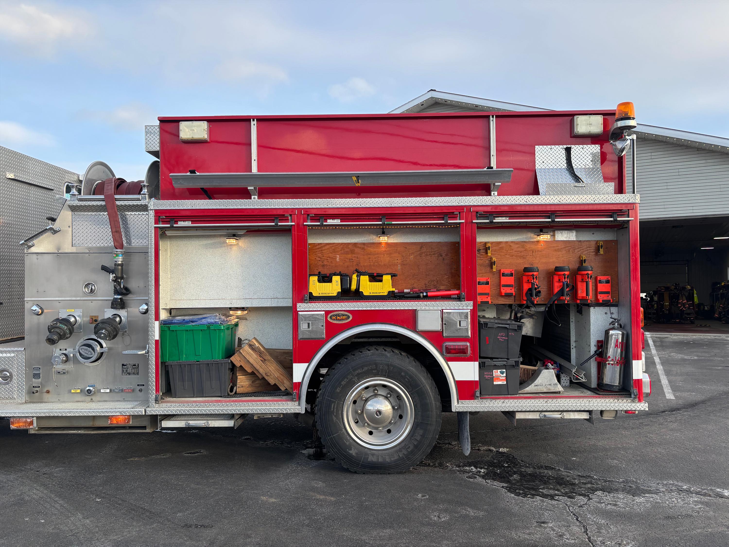2003 KME Excel Pumper Tanker - image 13
