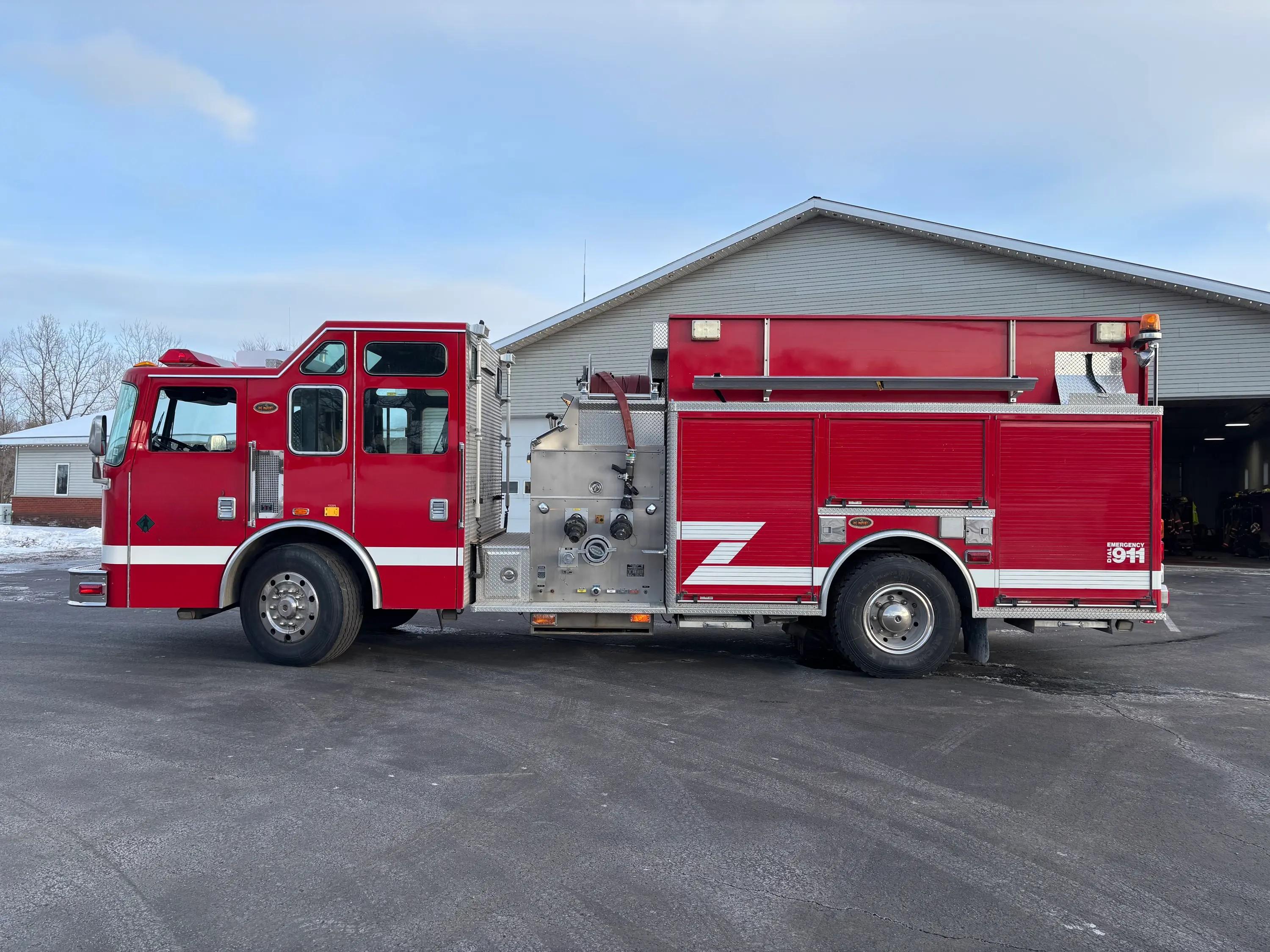 2003 KME Excel Pumper Tanker - image 2