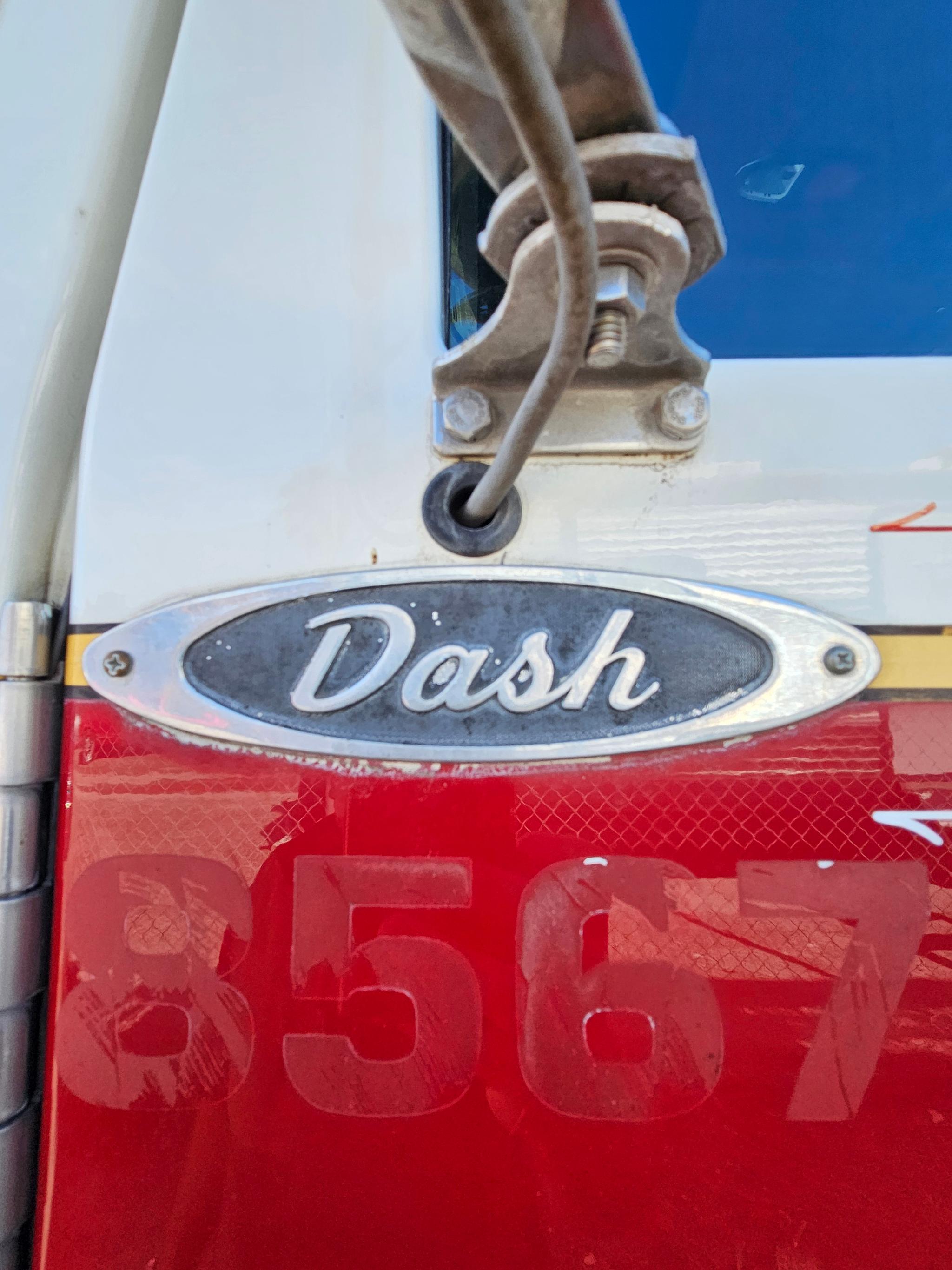 2004 105' Pierce Dash Ladder truck - image 2
