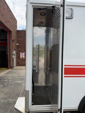 2018 AEV Ford Type III Ambulance - image 18