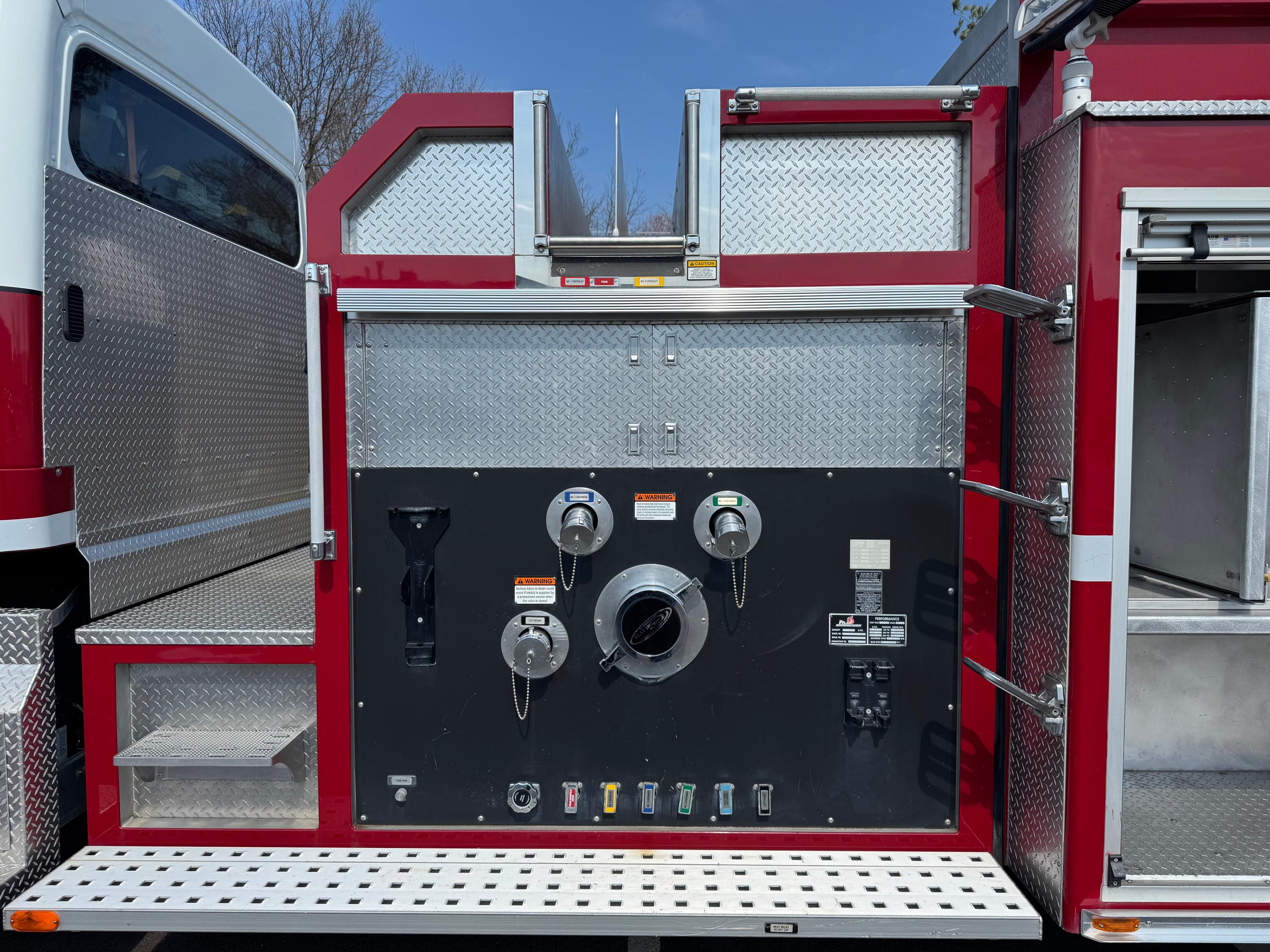 2012 Ferrara Freightliner 4x4 Pumper - image 21