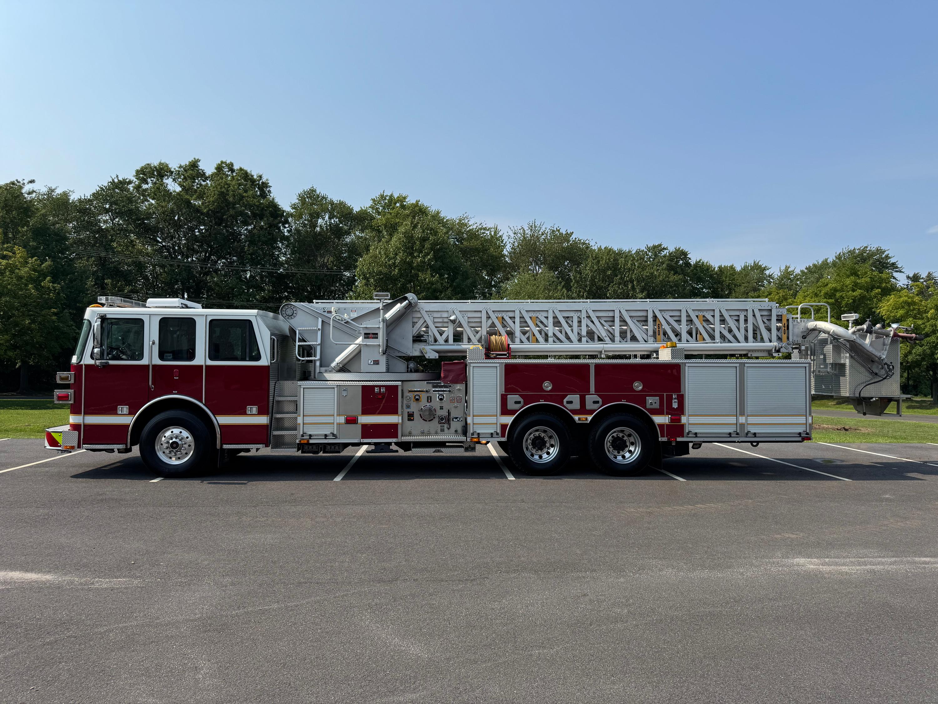 2013 Sutphen SP-90 85' Aerial - image 4