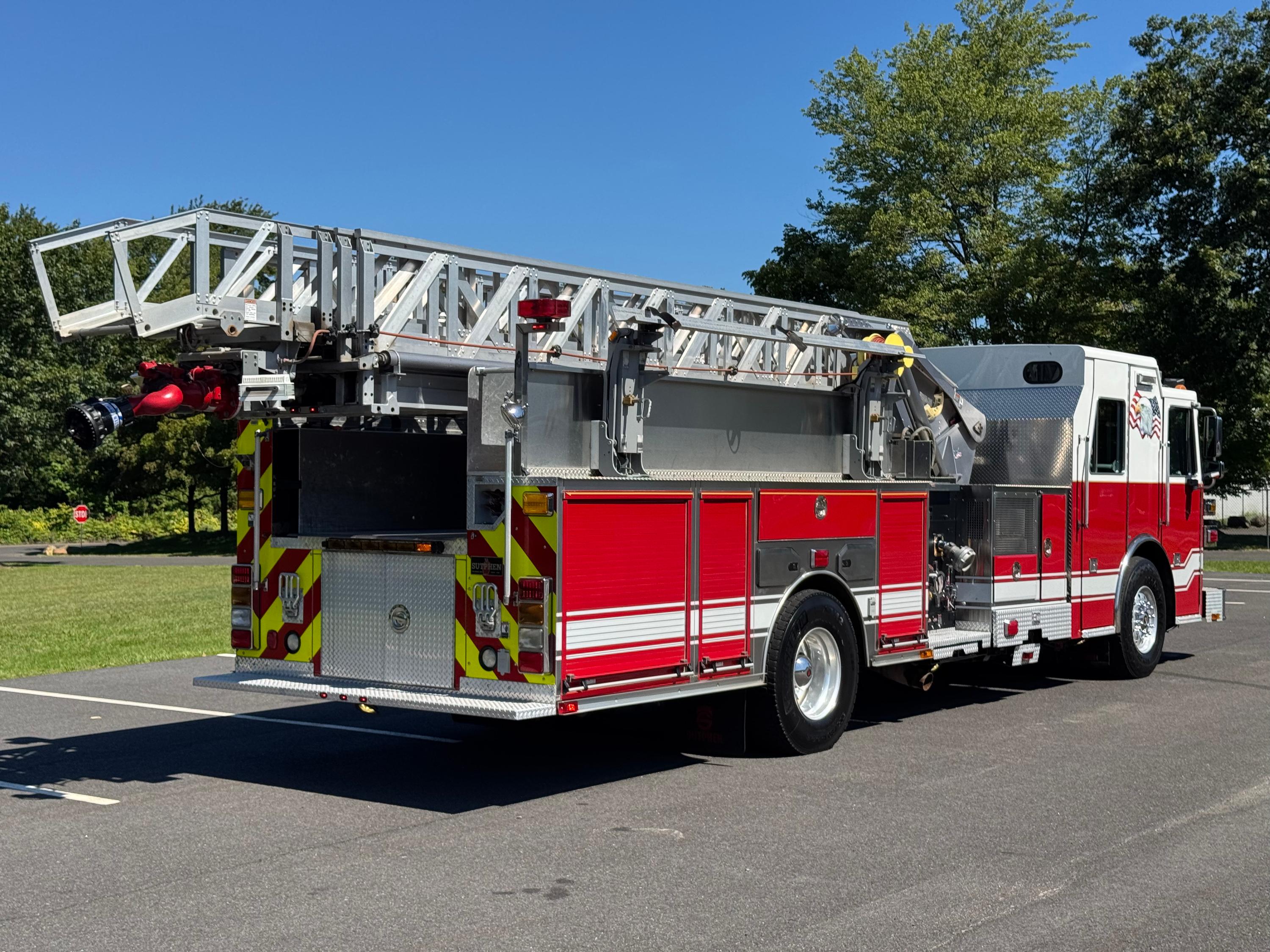 2011 Sutphen SL75 75' Aerial - image 7