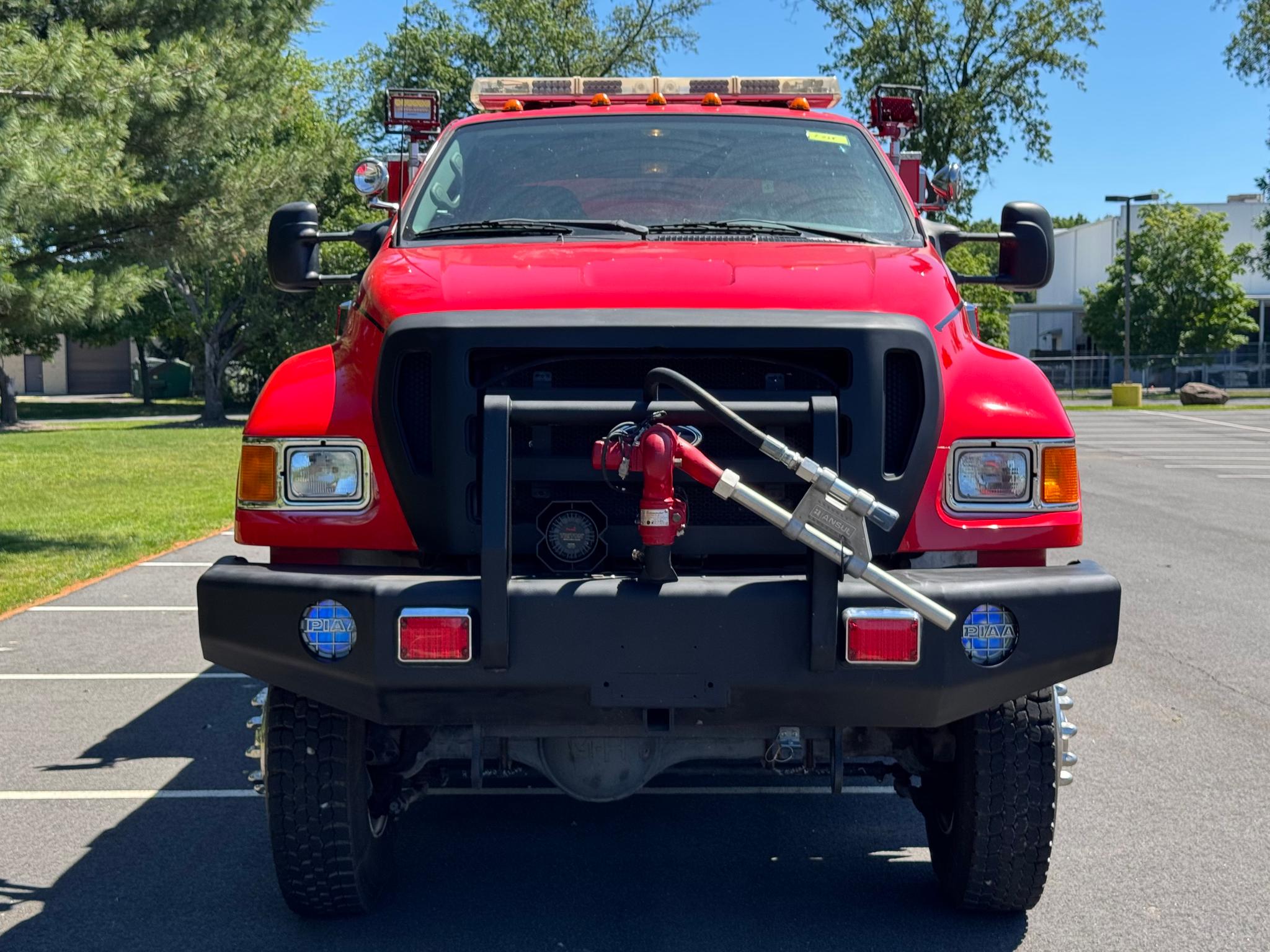 2006 Ford F-750 4x4 ARFF - image 3
