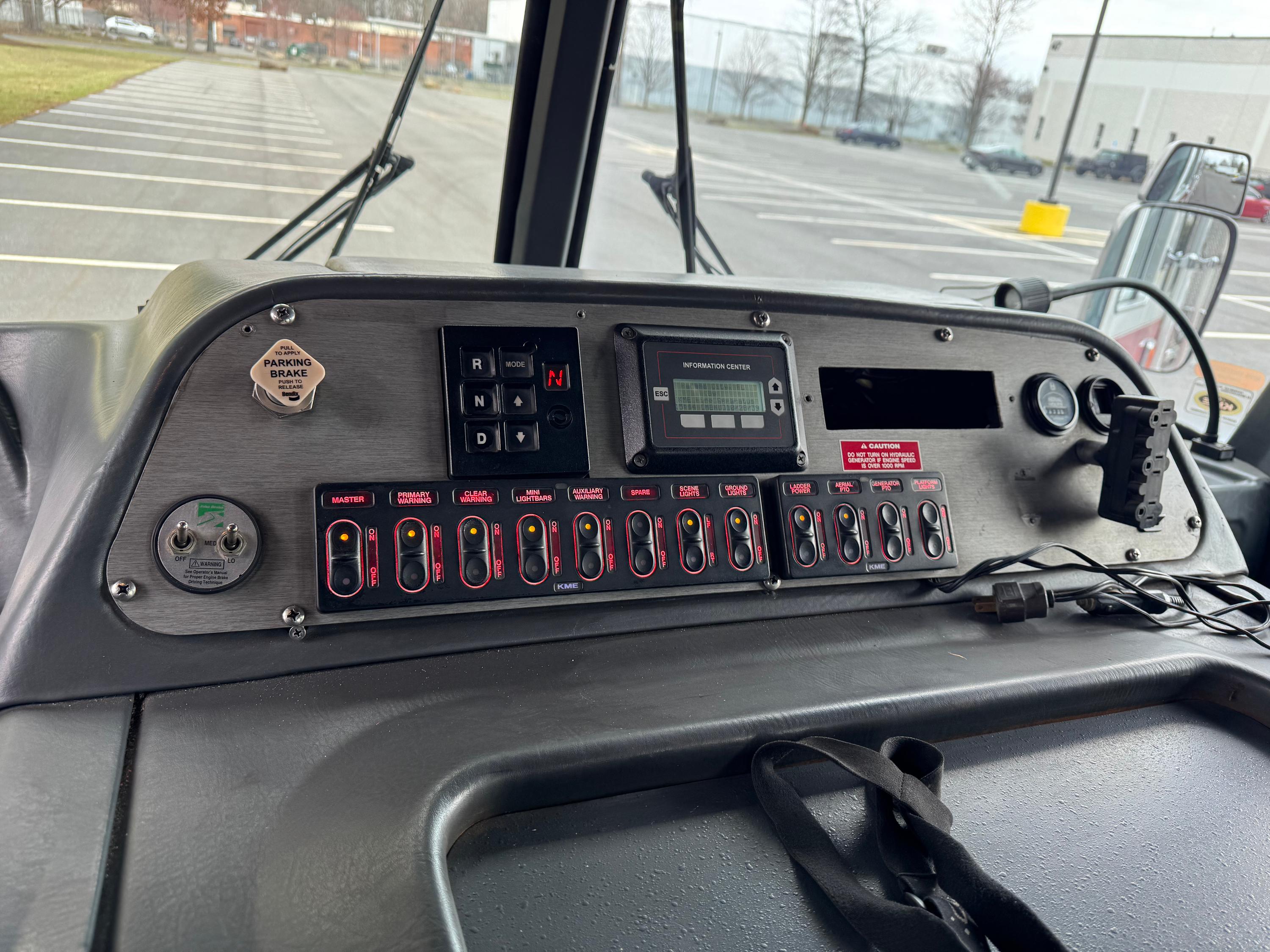 2007 KME AerialCat 102' Platform - image 20