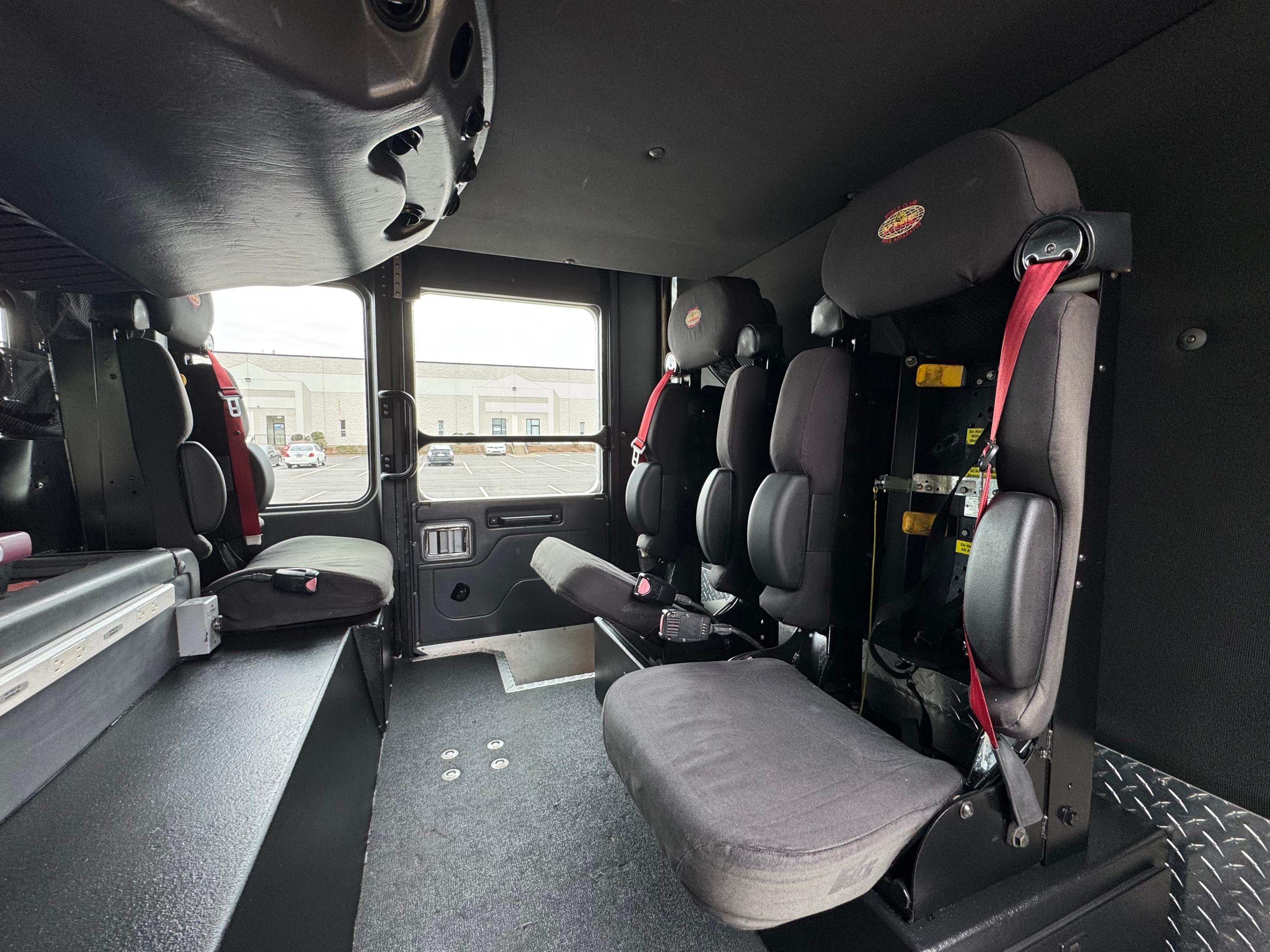 2007 KME AerialCat 102' Platform - image 16