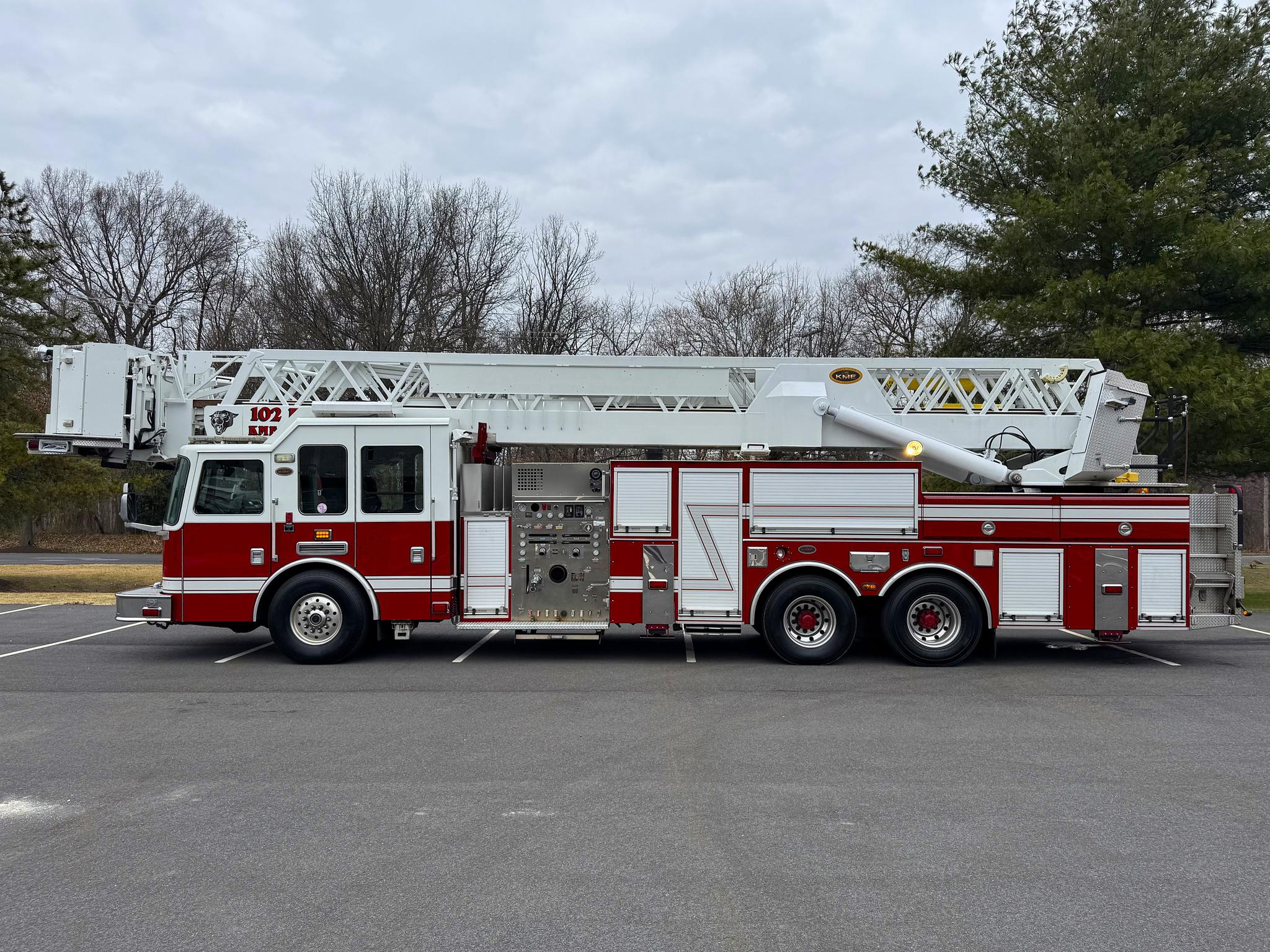 2007 KME AerialCat 102' Platform - image 5