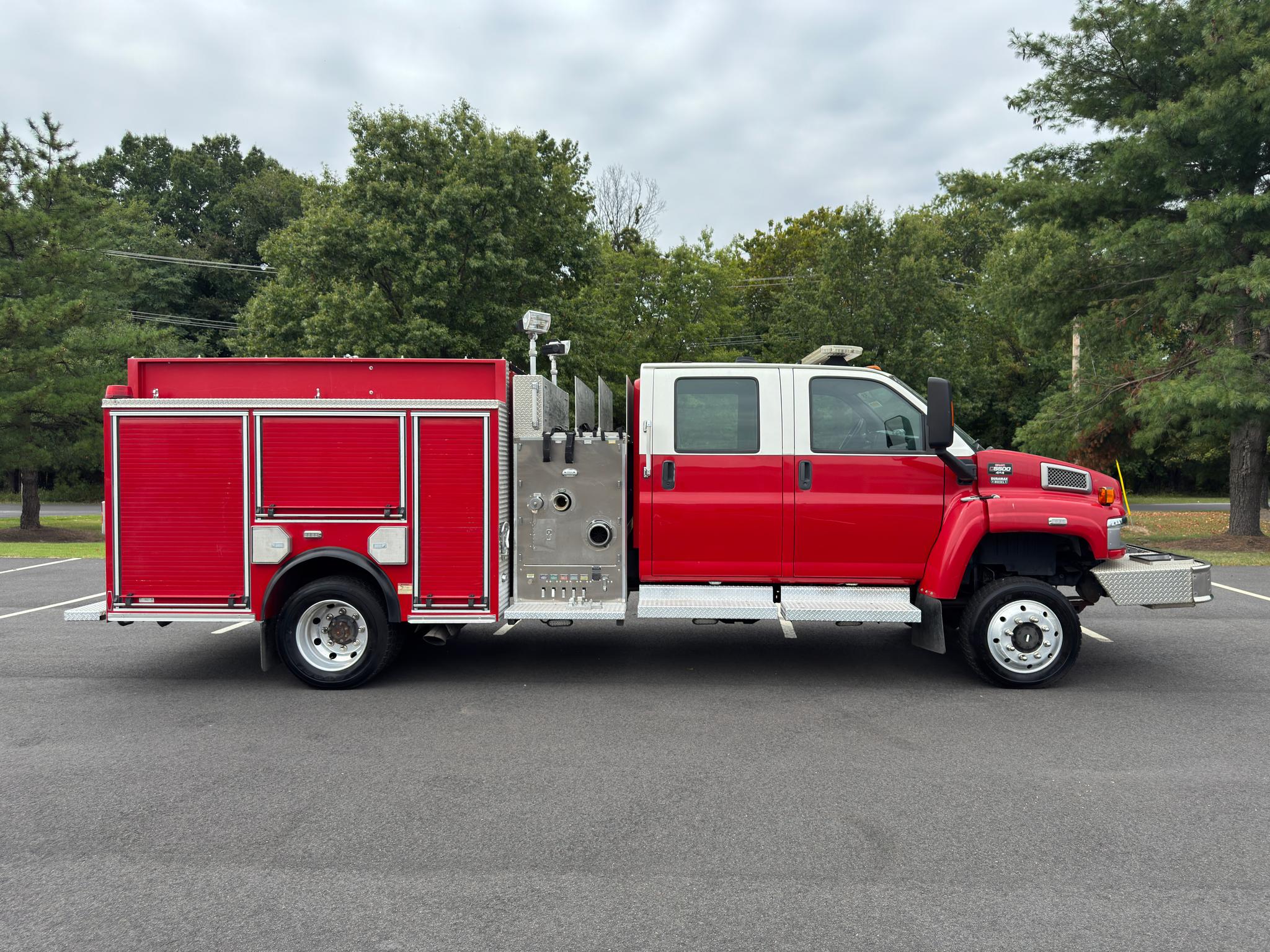 2008 Pierce GMC 4x4 Mini Pumper - image 5