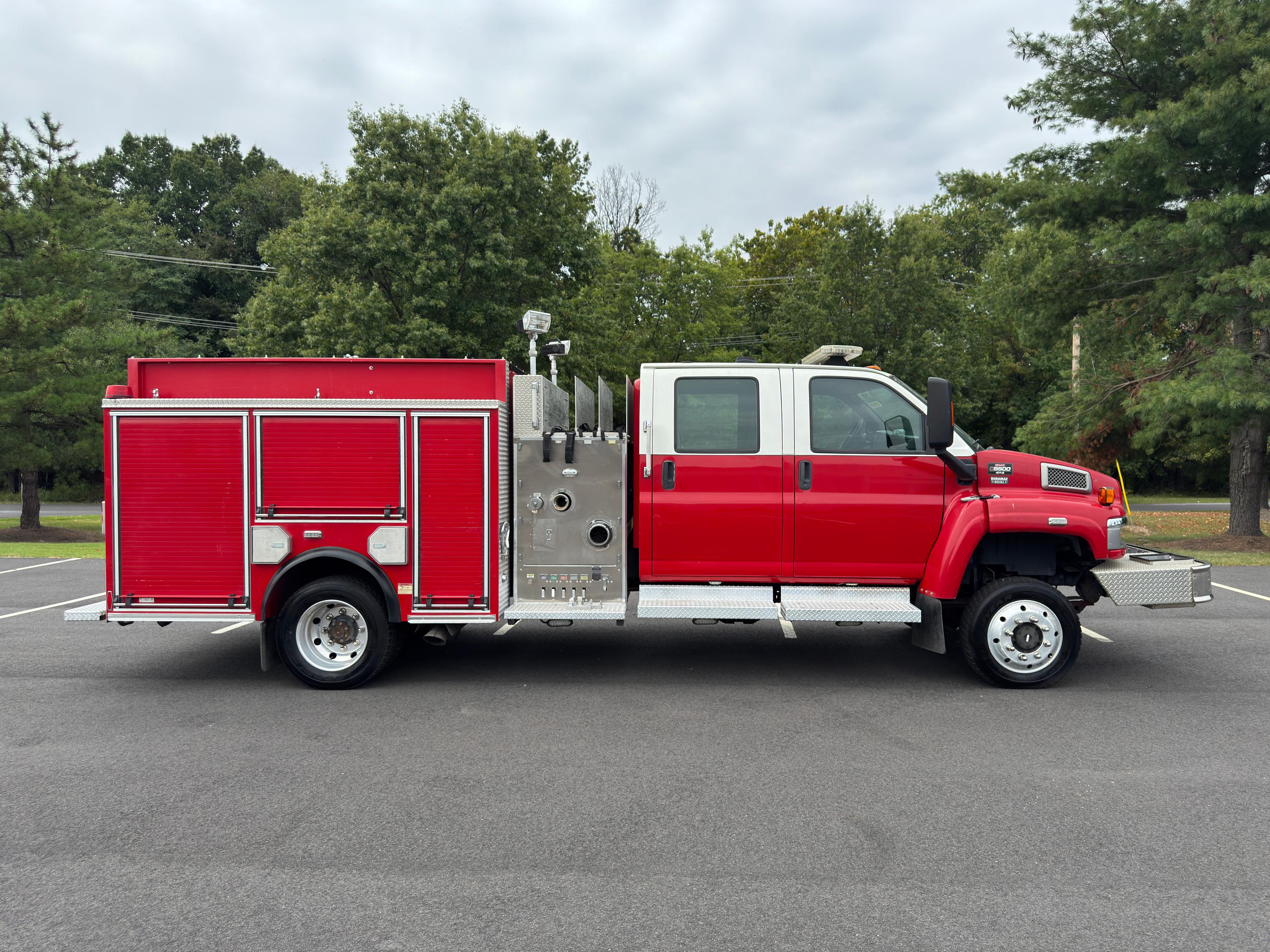 2008 Pierce GMC 4x4 Mini Pumper - image 5