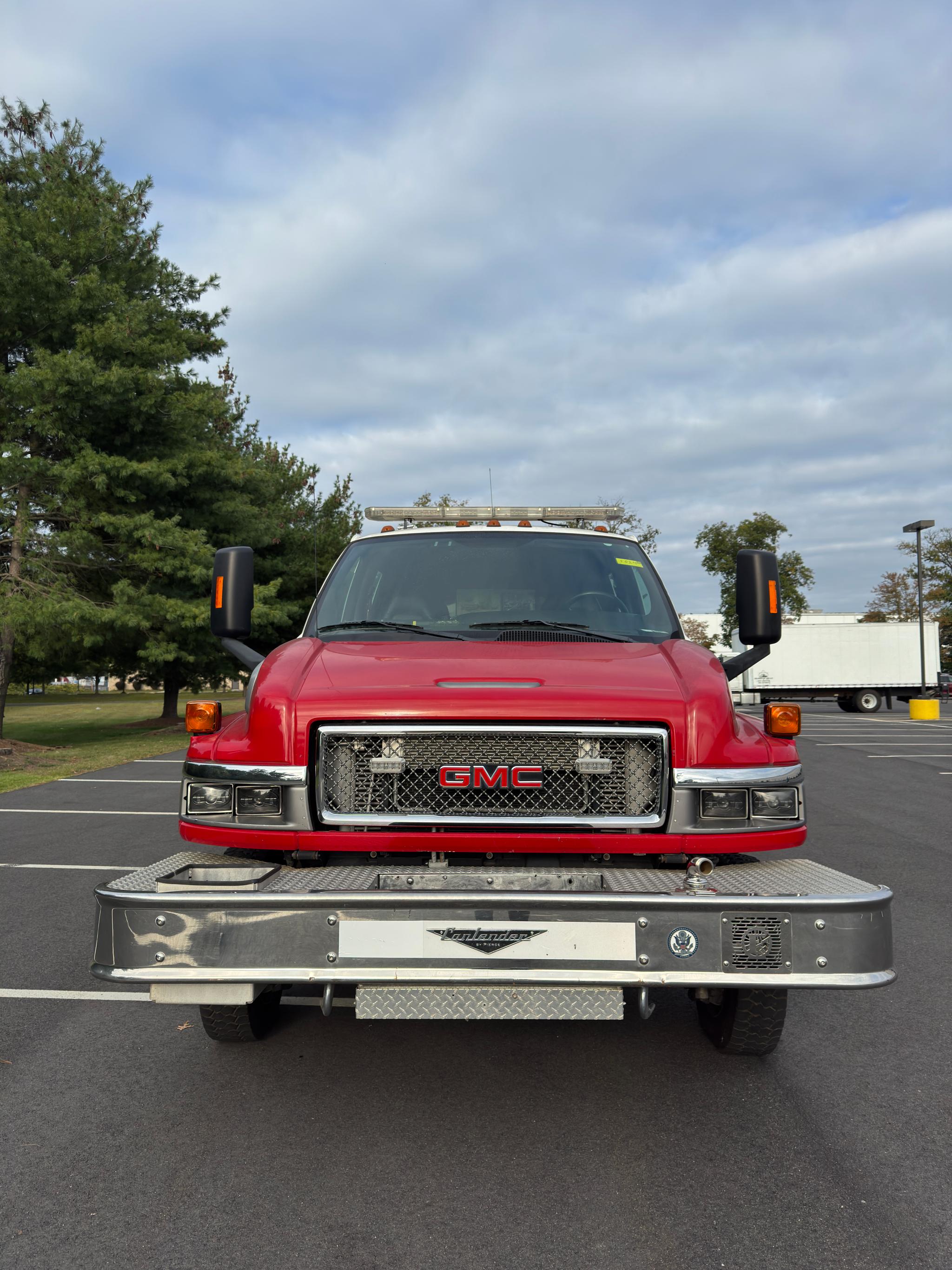 2008 Pierce GMC 4x4 Mini Pumper - image 3