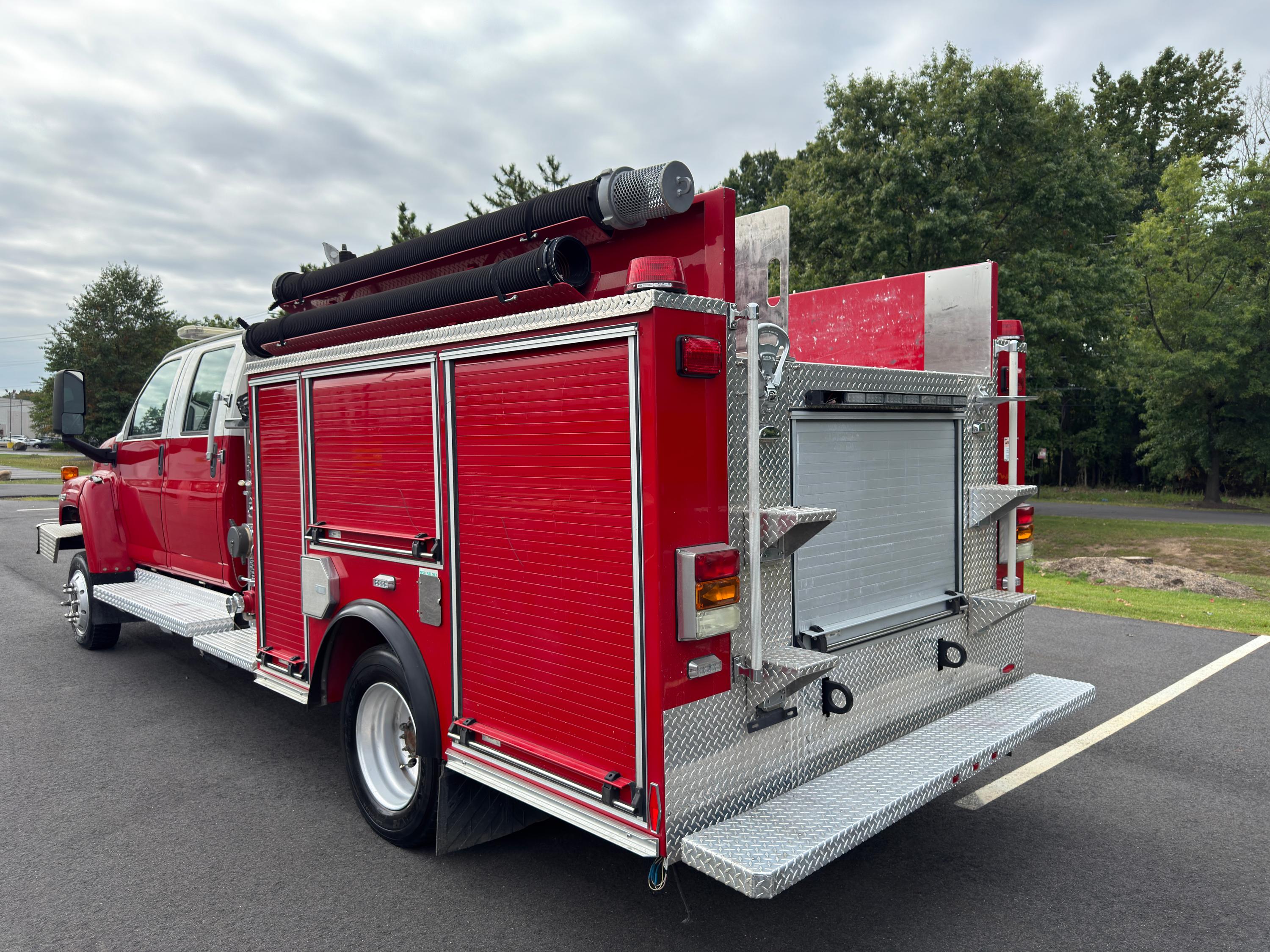 2008 Pierce GMC 4x4 Mini Pumper - image 7