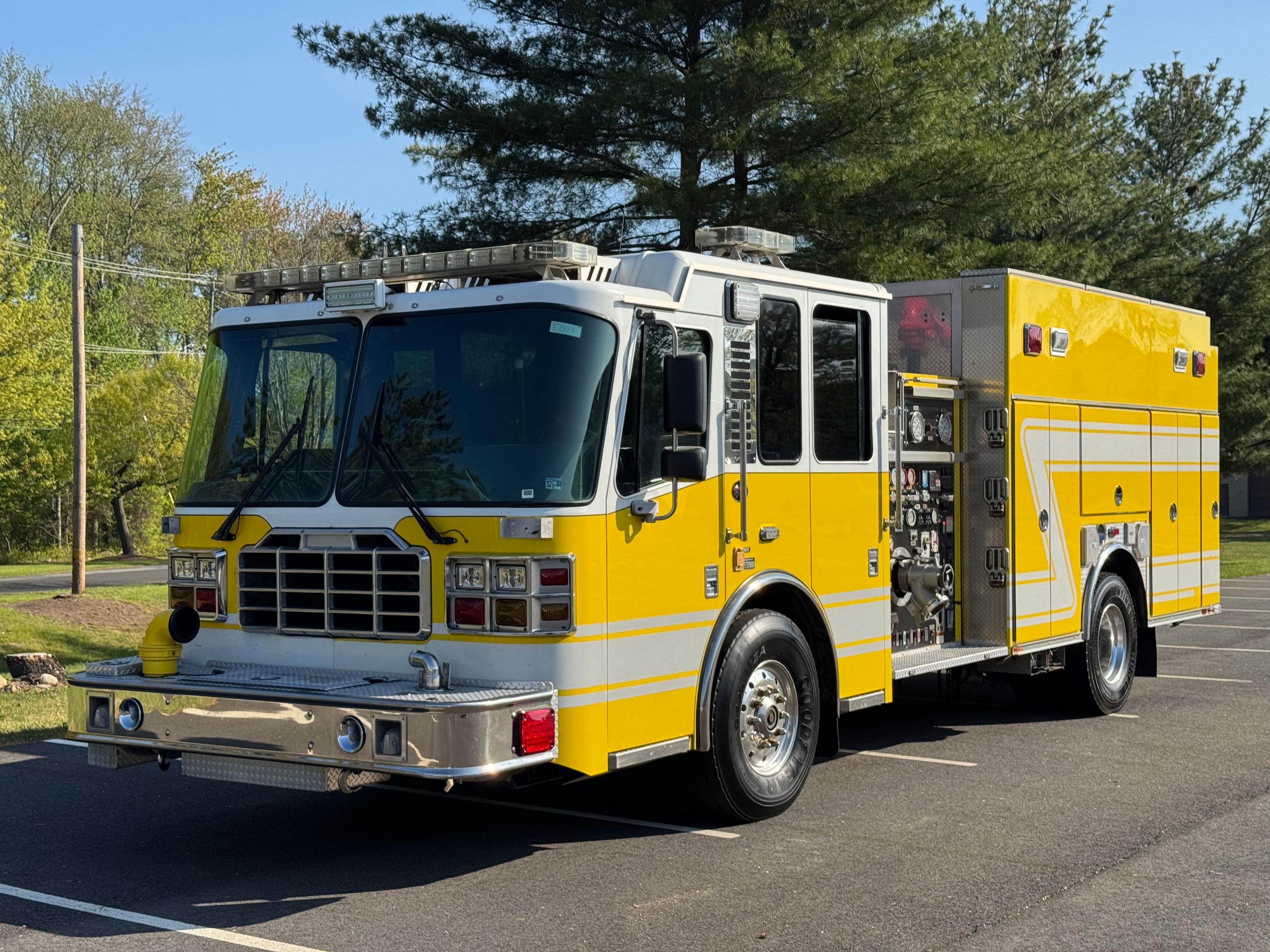2009 Ferrara Inferno Pumper - image 1