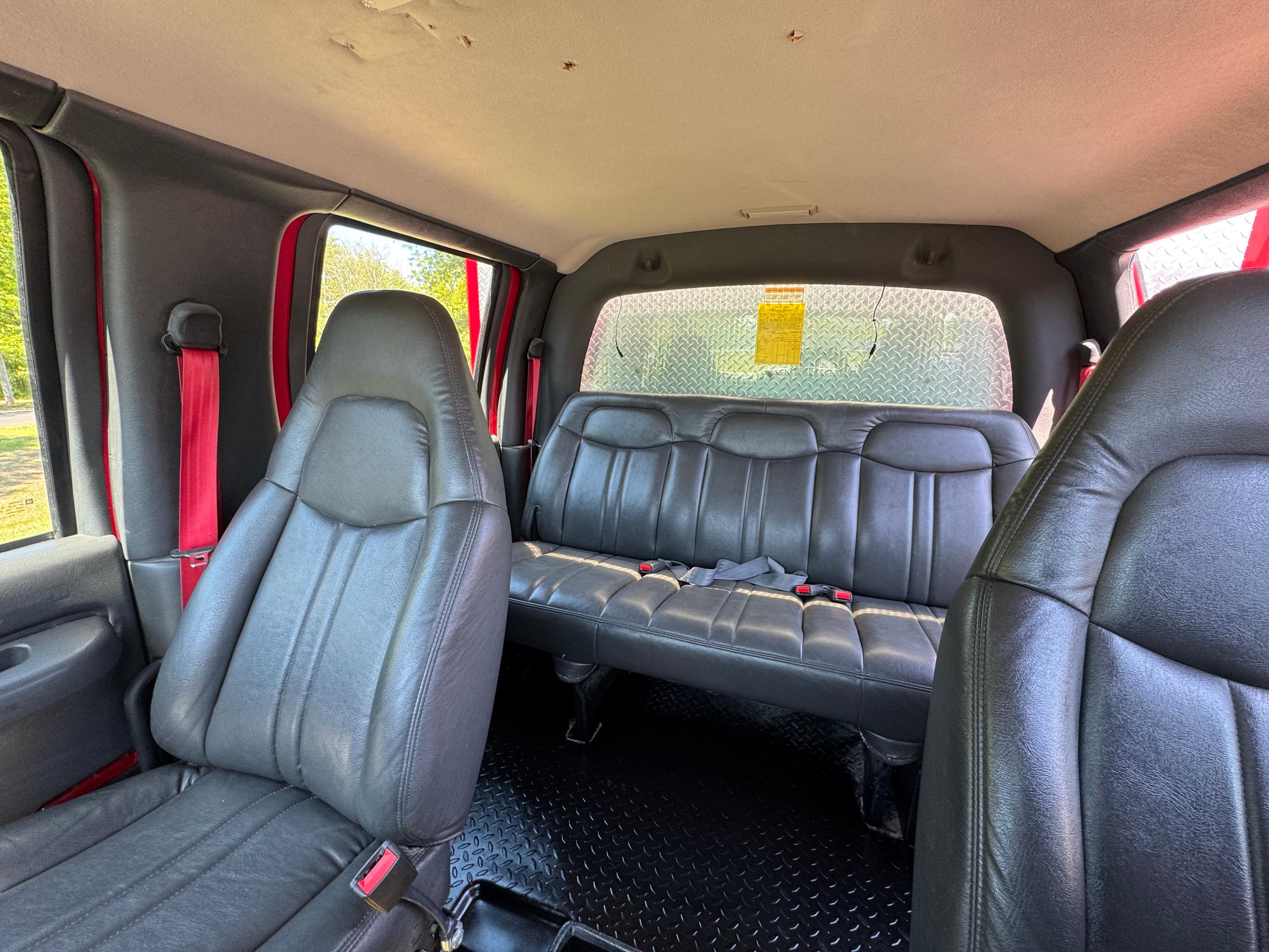 2009 Pierce GMC 4x4 Light Rescue - image 10