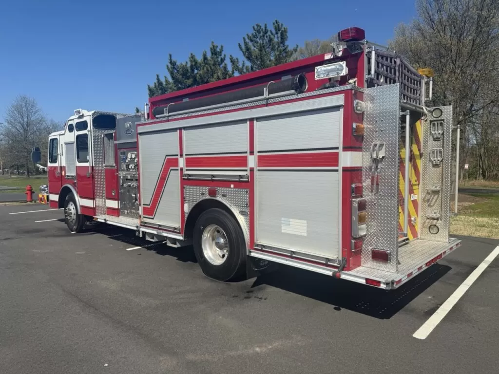 2010 E-One Custom Pumper - image 4